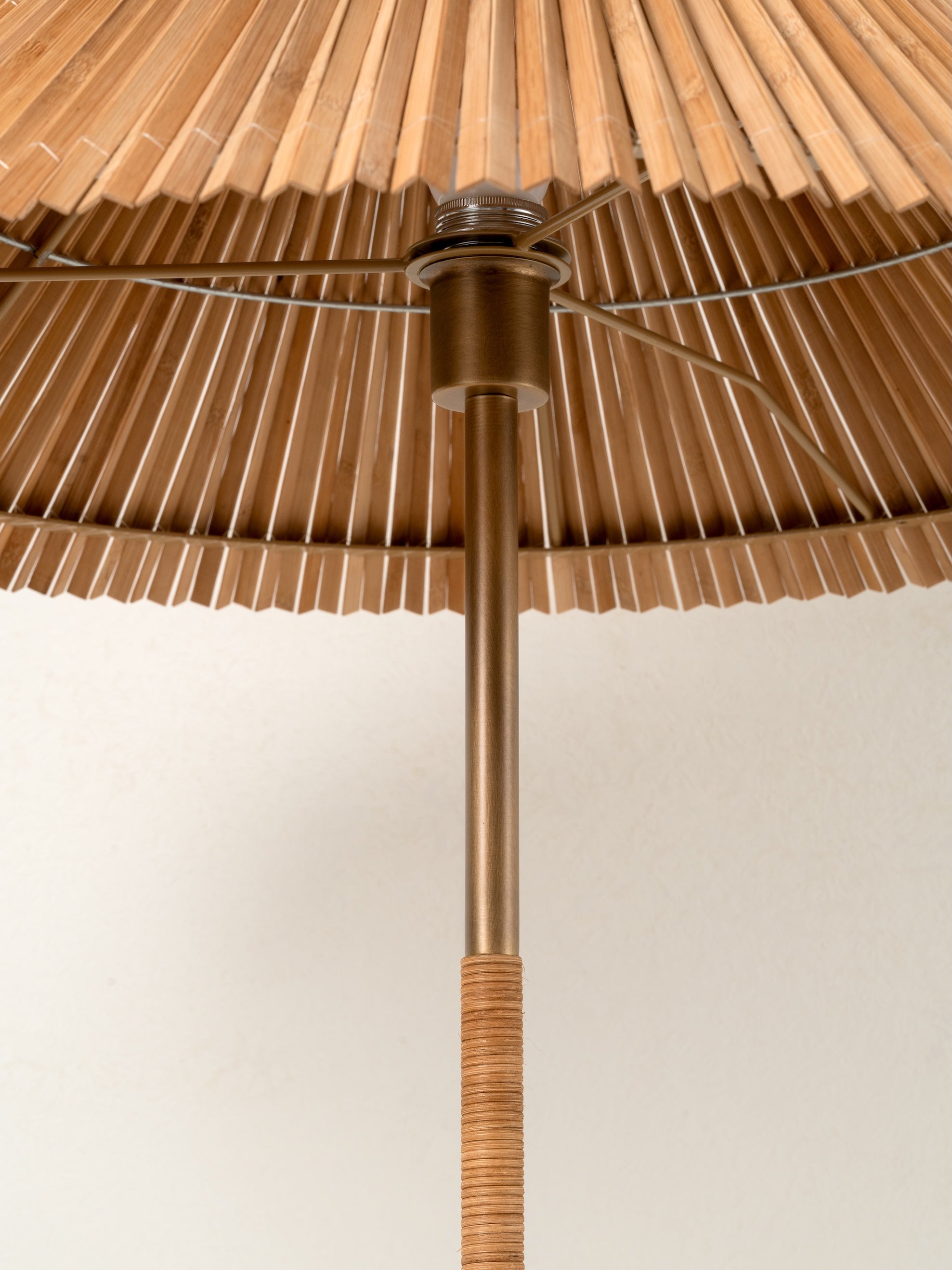 Parker Lampadaire Minimaliste en Bambou