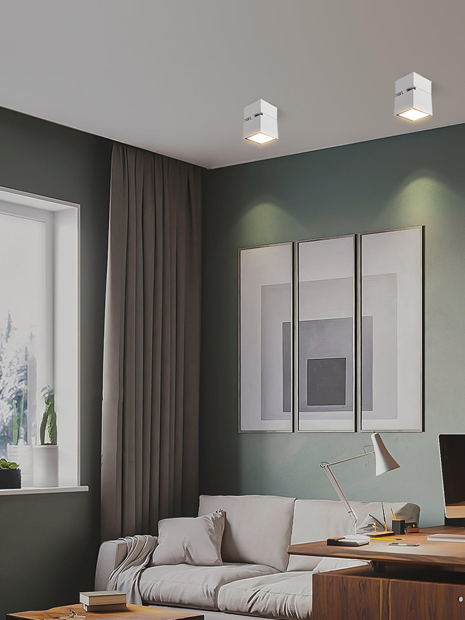 Lara2 Spotlights - Blowlighting