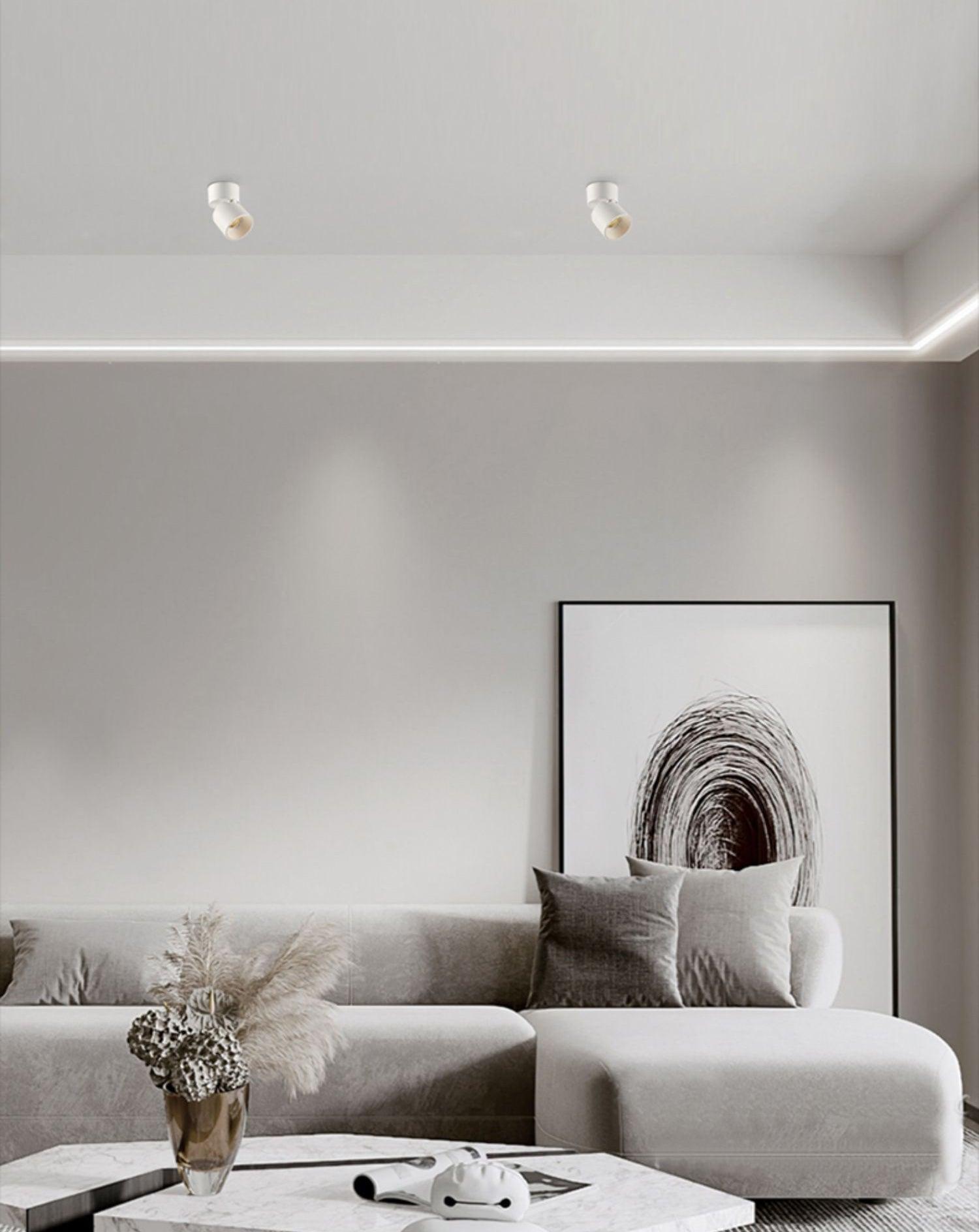 Lara2 Spotlights - Blowlighting