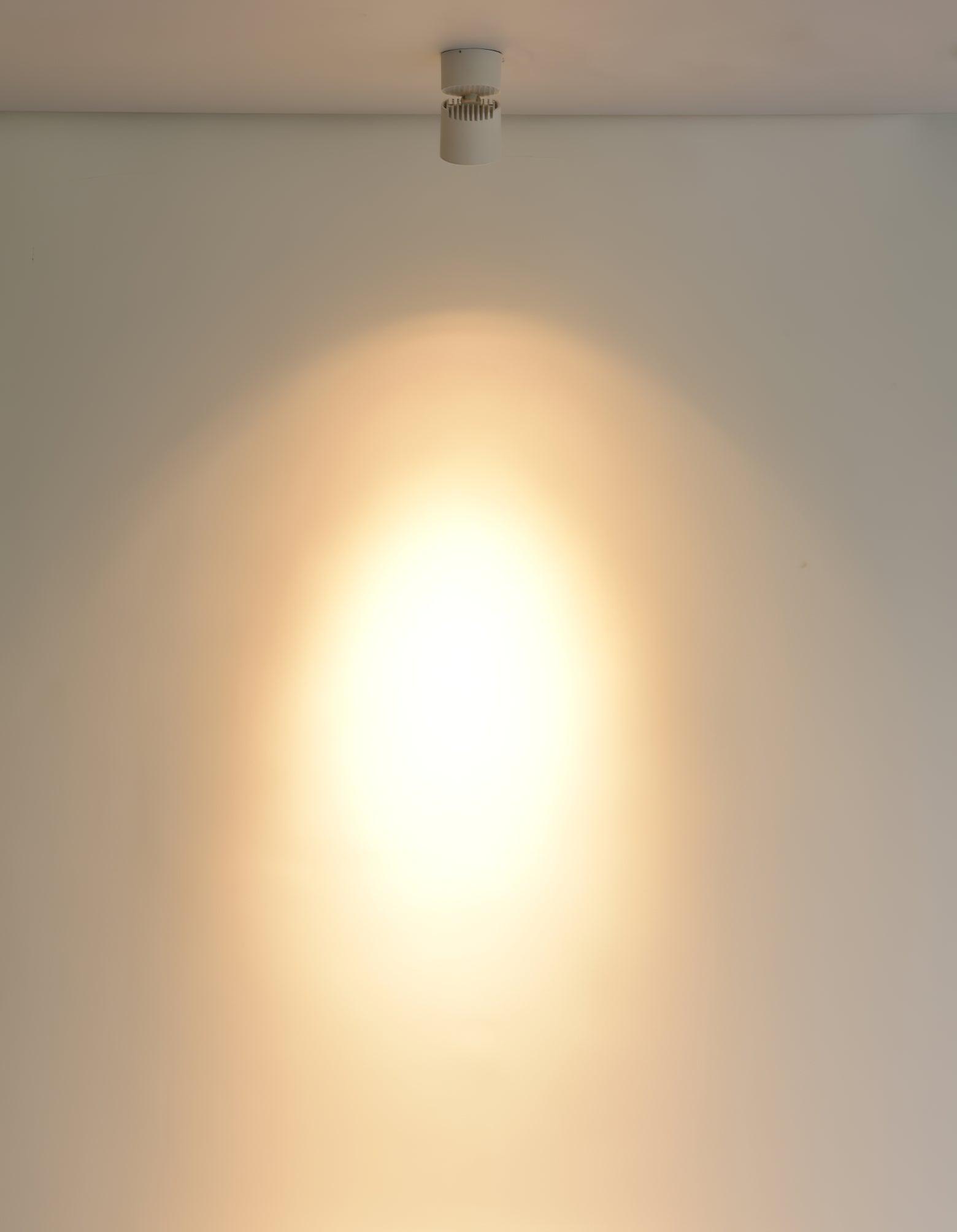 Lara2 Spotlights - Blowlighting