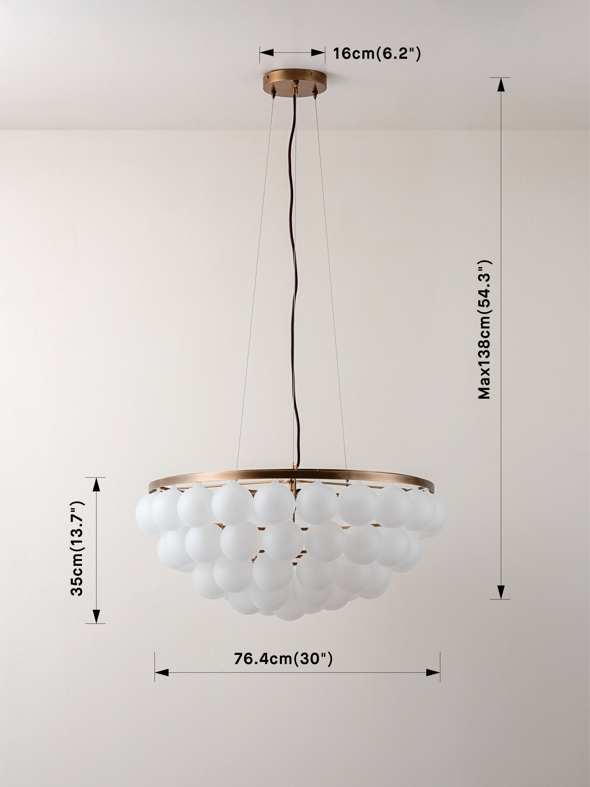 Drew Lustre Moderne en Laiton