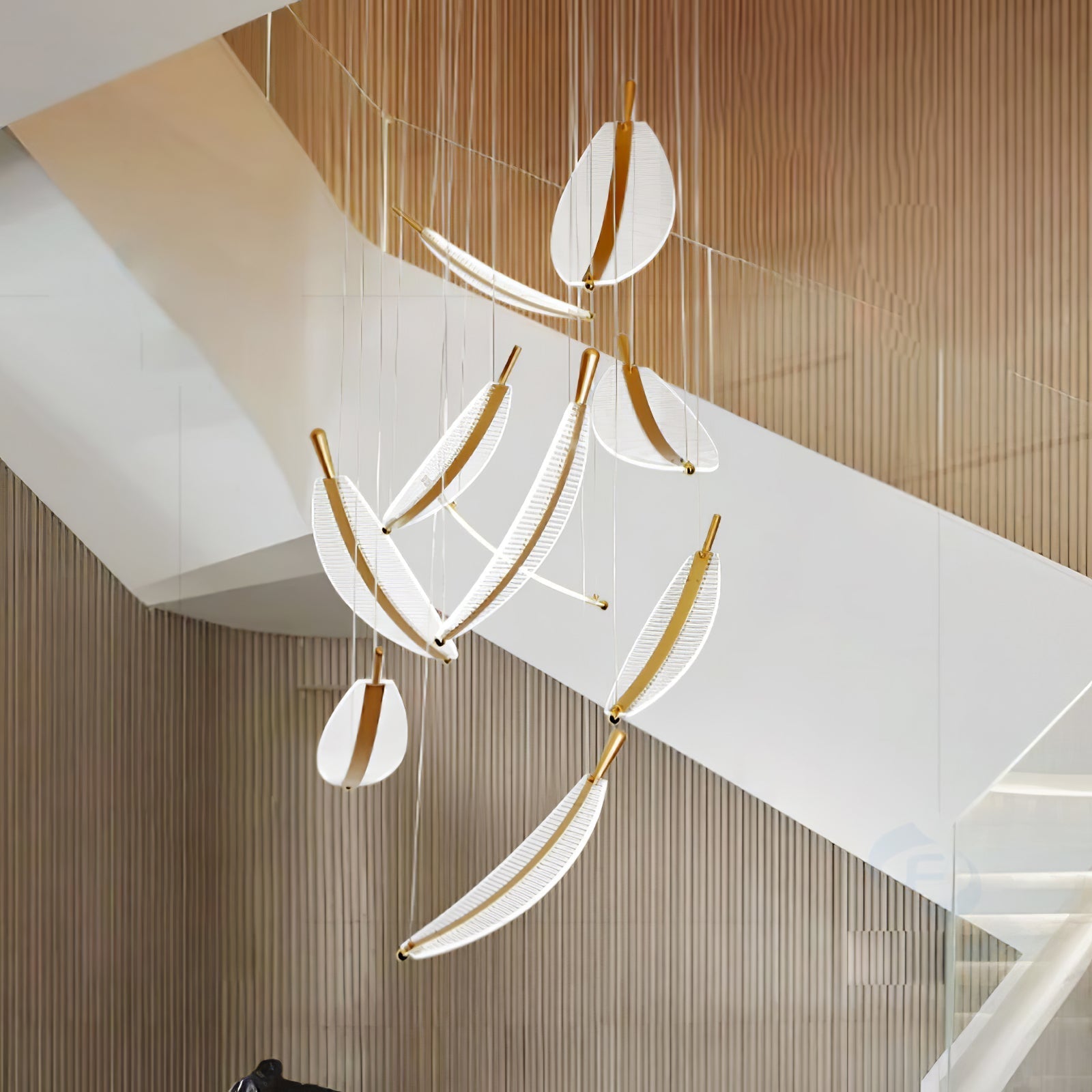 Lustra Chandelier Leaf Acrylic Gold Elegant Modern - Letslighting