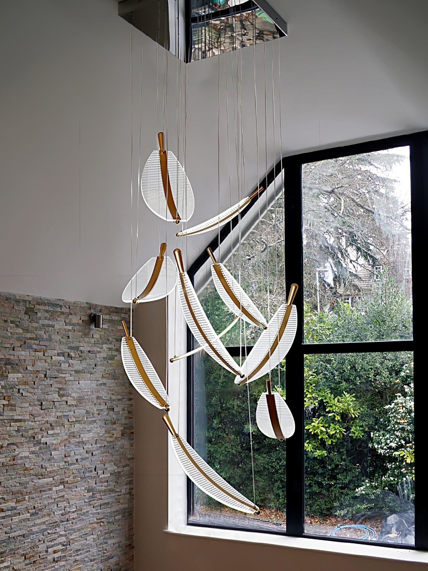 Lustra Chandelier Leaf Acrylic Gold Elegant Modern - Letslighting