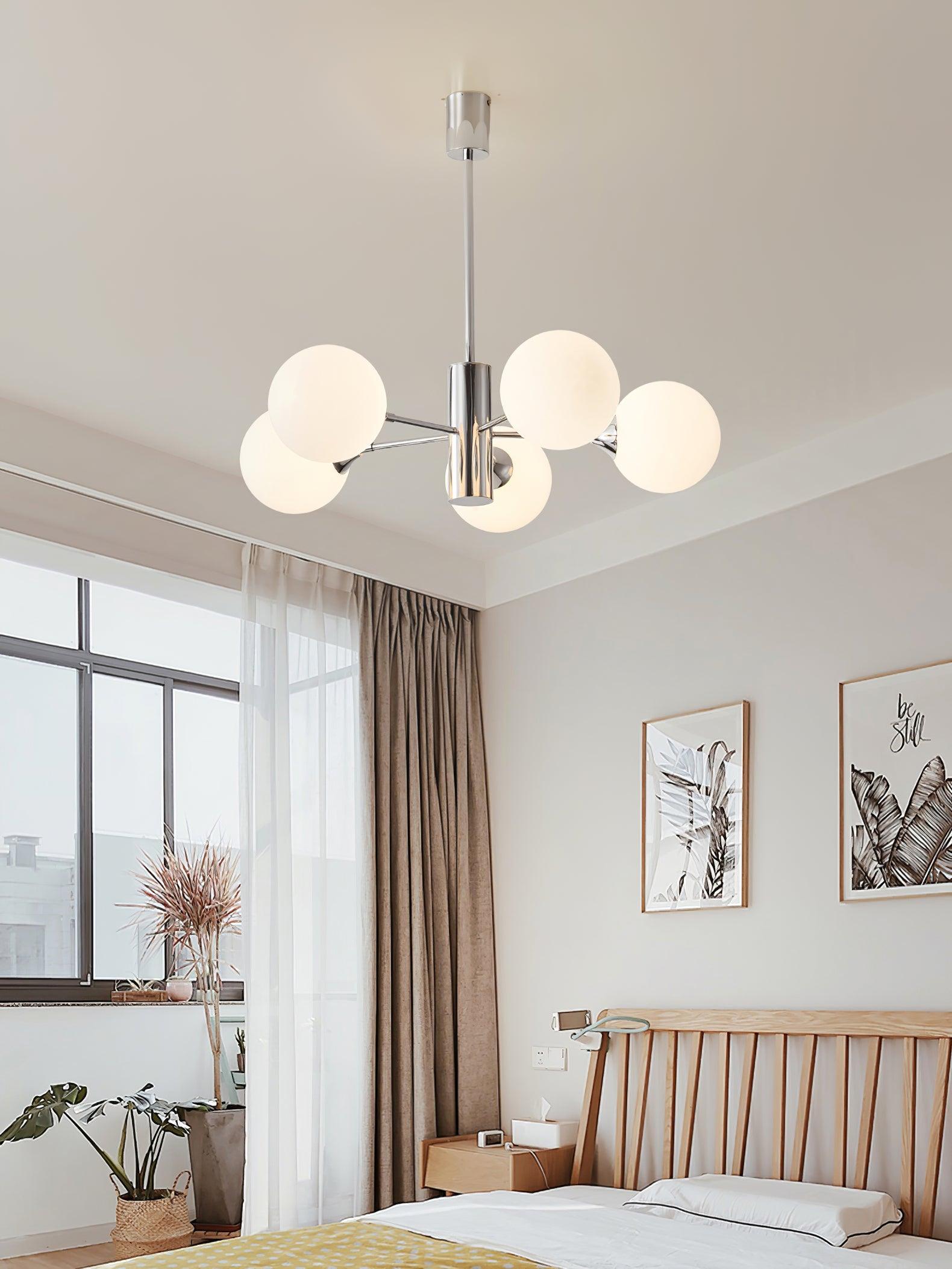 Lola Chandelier - Blowlighting