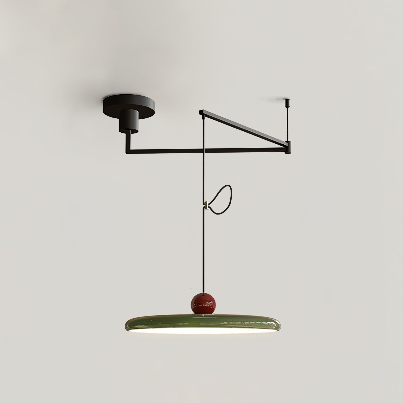 Lola Swing Pendant Lamp - Blowlighting
