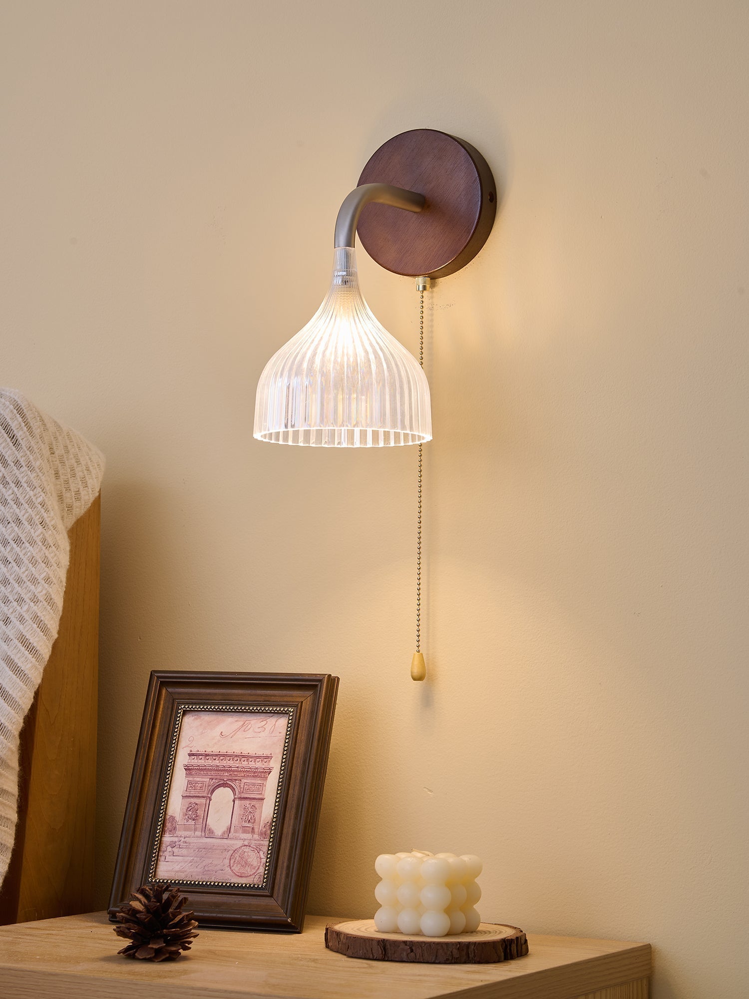 Lucina Wall Lamp - Blowlighting