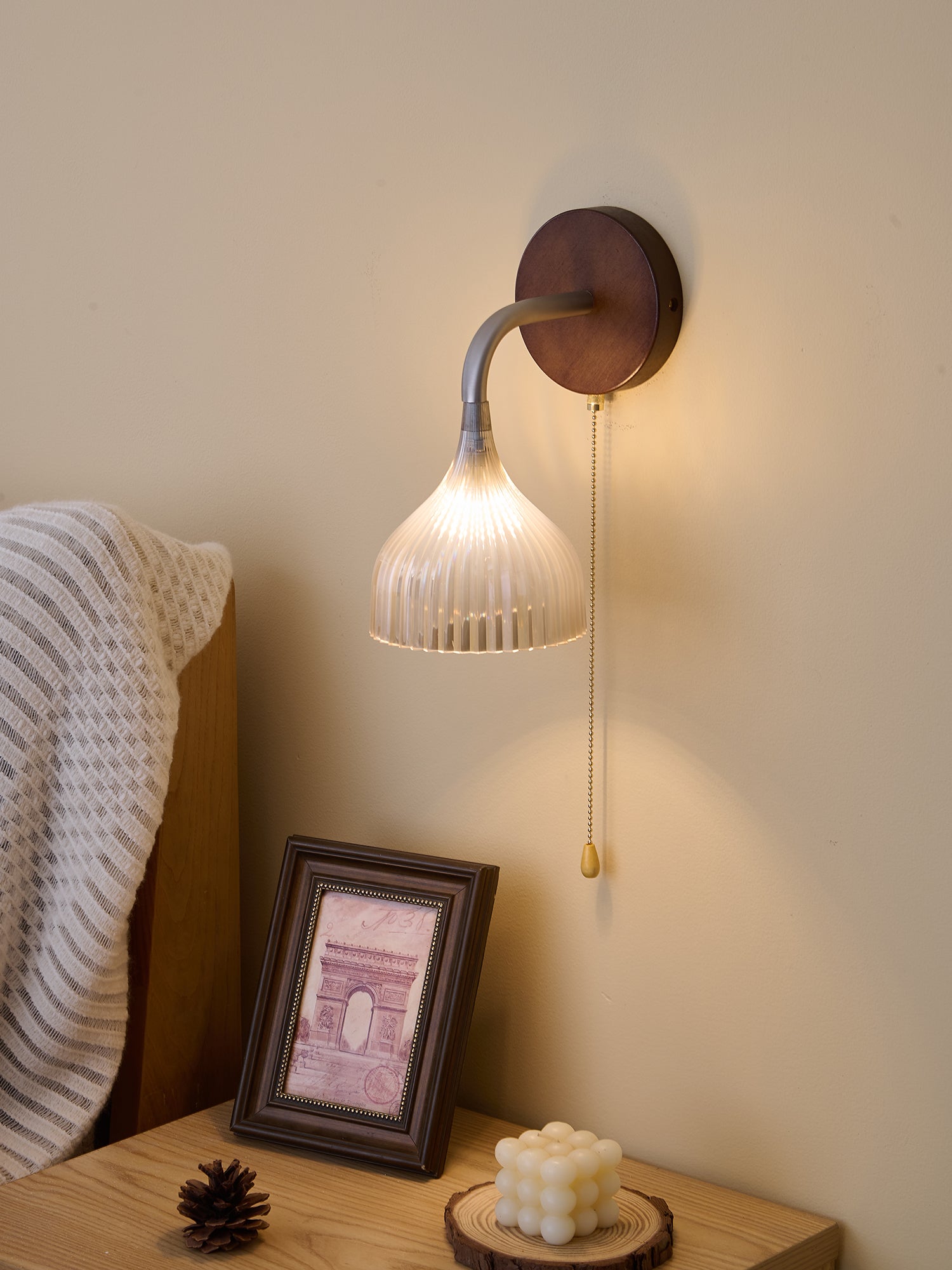 Lucina Wall Lamp - Blowlighting