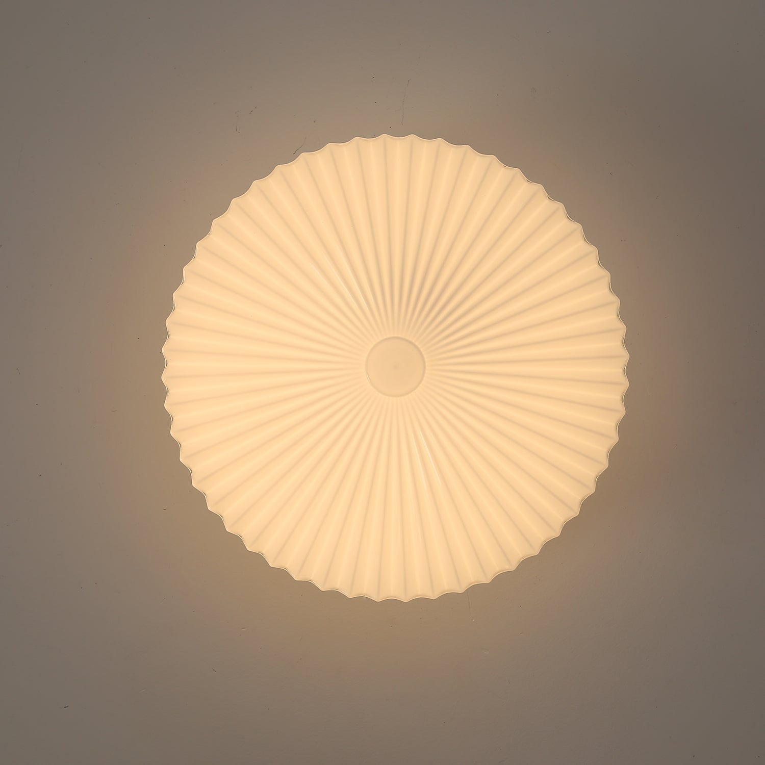 Lume Glass Ceiling Light - Blowlighting