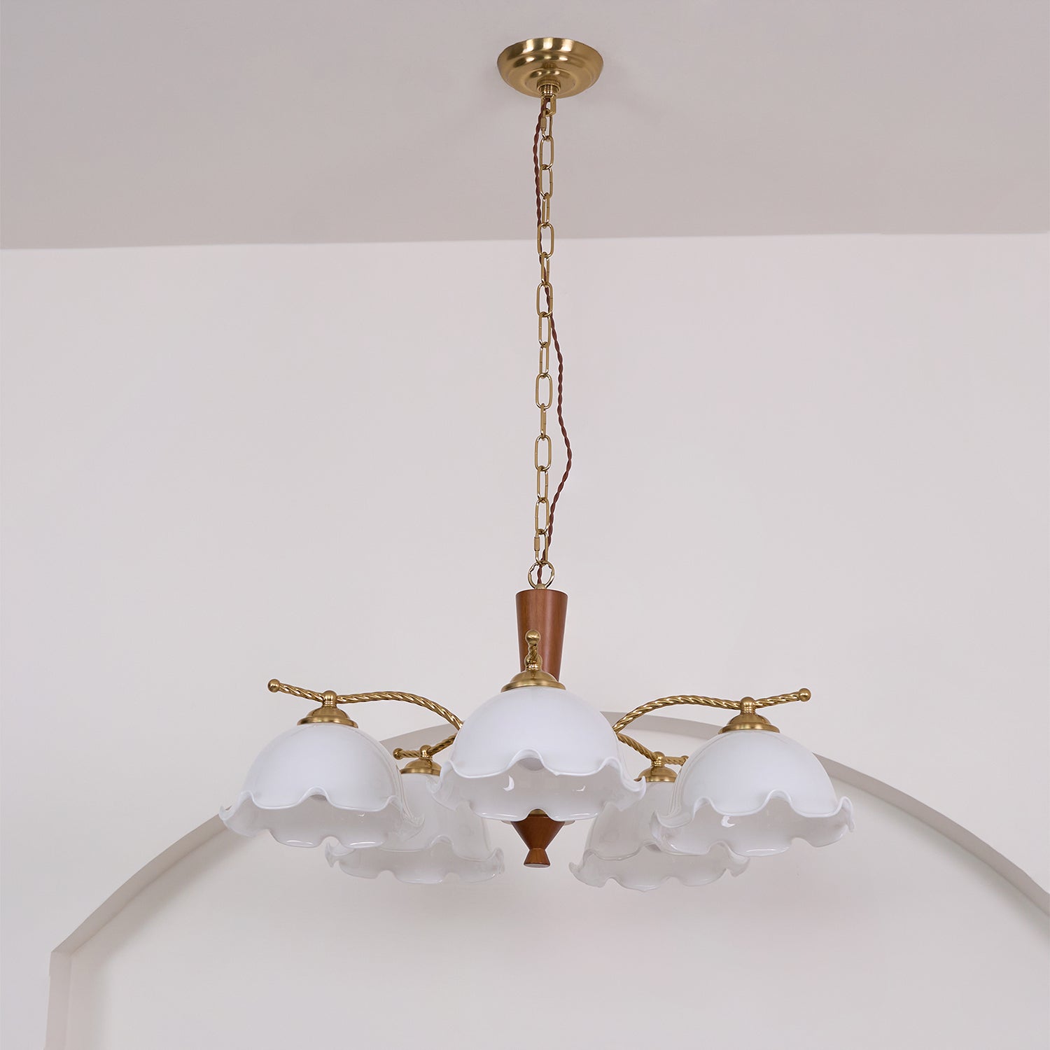 Daisy Vintage Glass Chandelier - Blowlighting