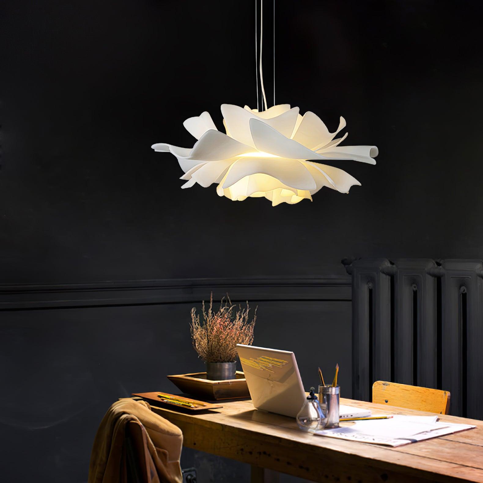 Lotus Flower Pendant Lamp - Blowlighting