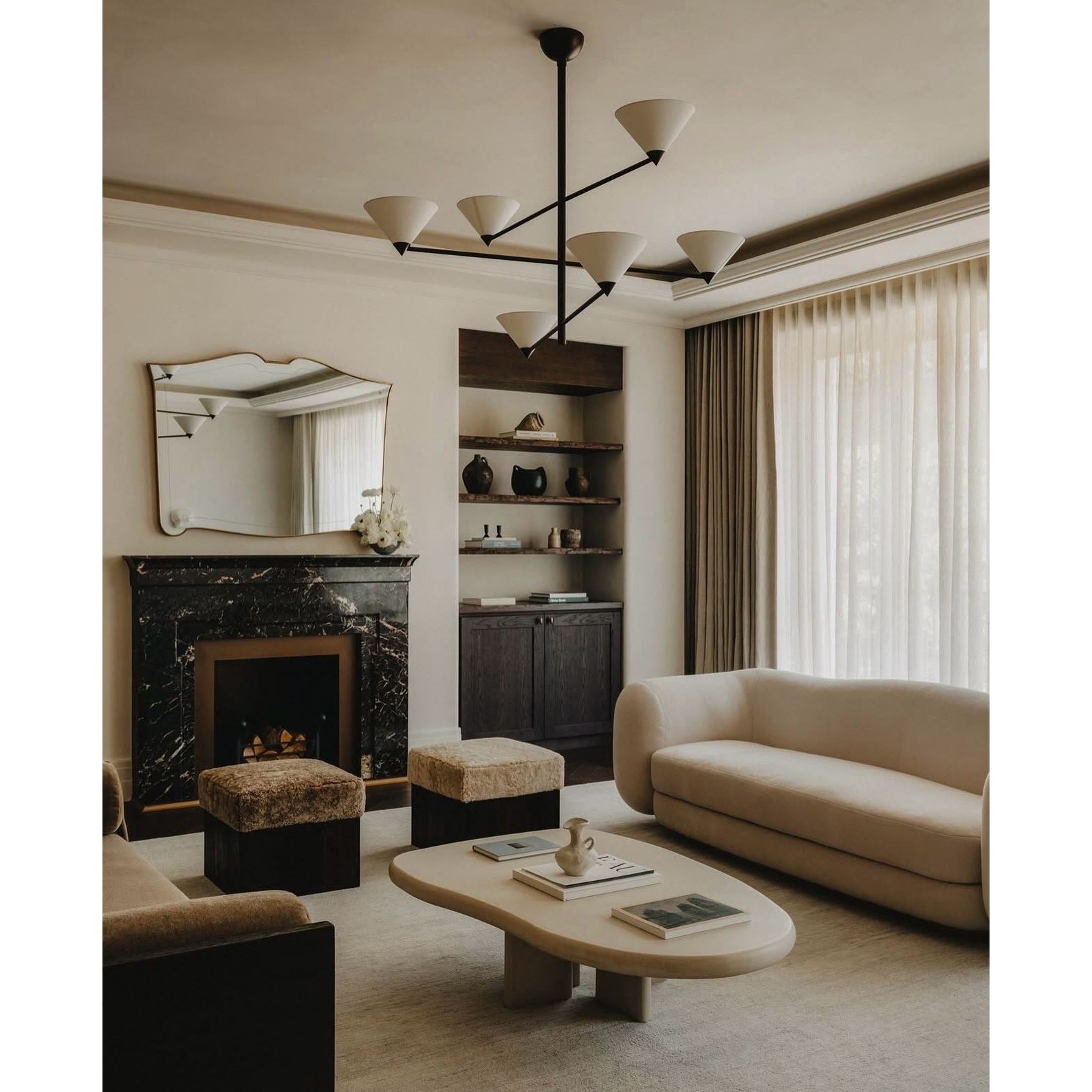 Eurmira Premium Elegance Modern Black Fabric Chandelier - Lamp Copper