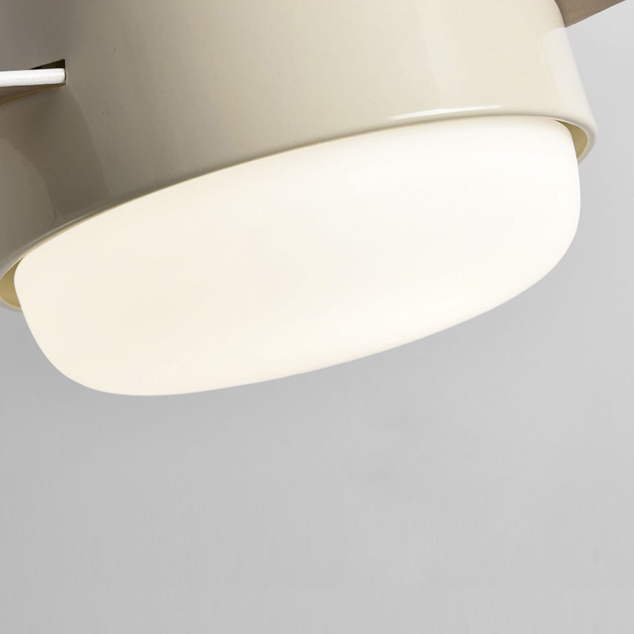 Velaee Nordic Macaron Metal Ceiling Fan Light - Lamp Copper