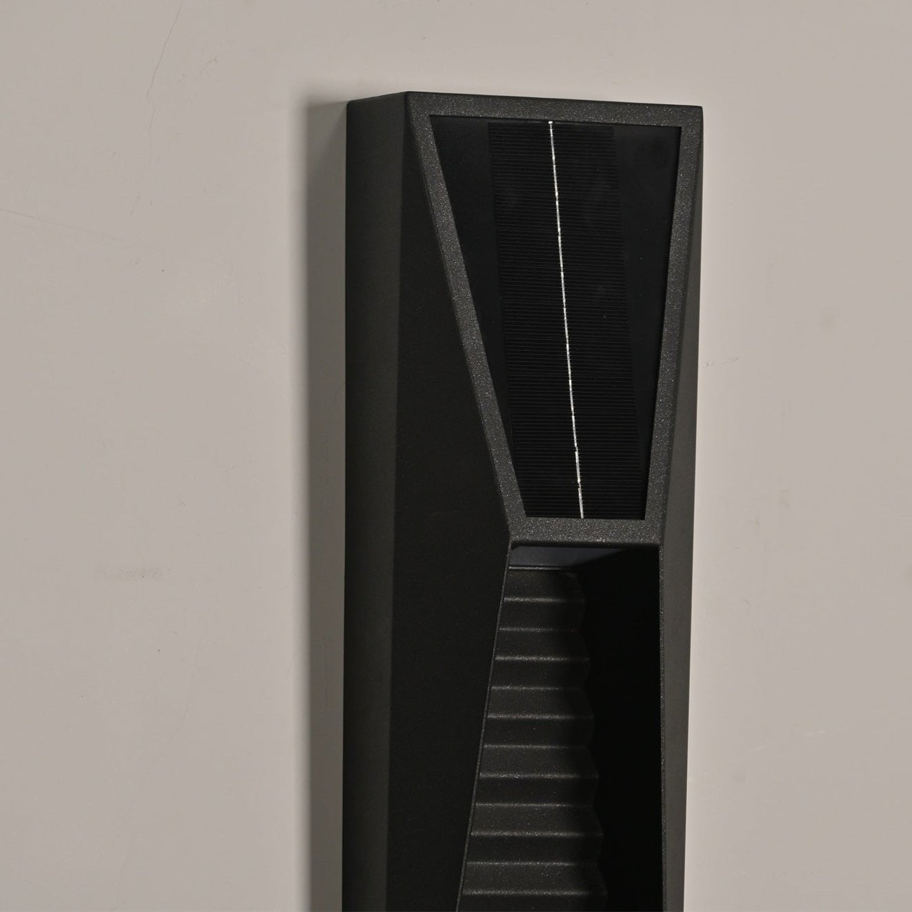 Obsidian Path Solar Outdoor Wall Light - Blowlighting