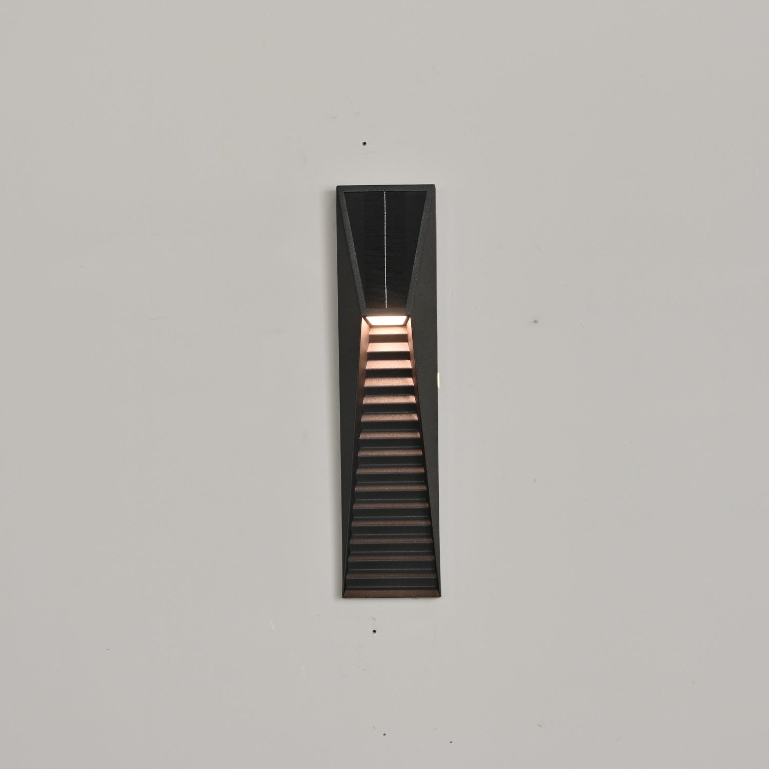 Obsidian Path Solar Outdoor Wall Light - Blowlighting