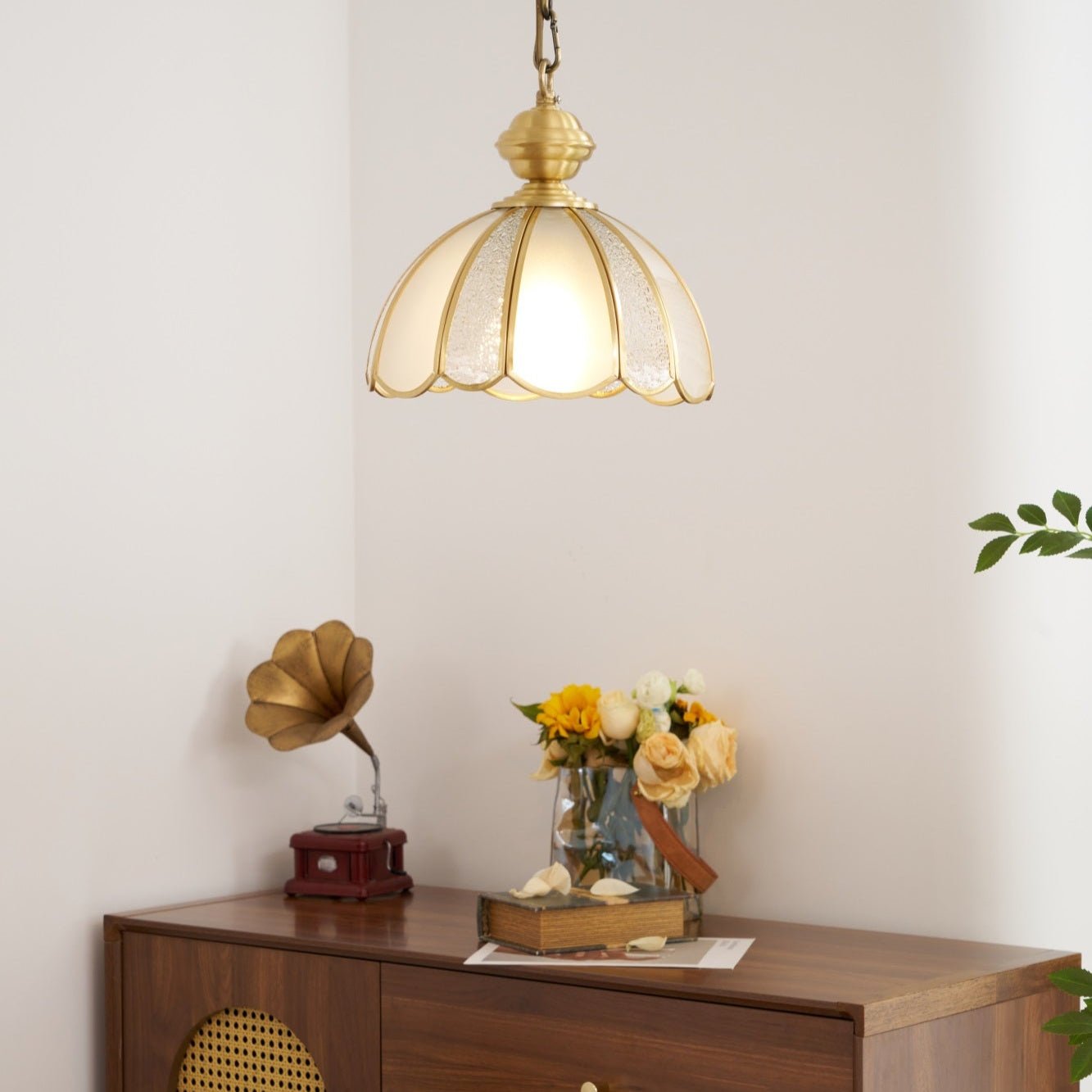 Ophelia Pendant Light - Blowlighting