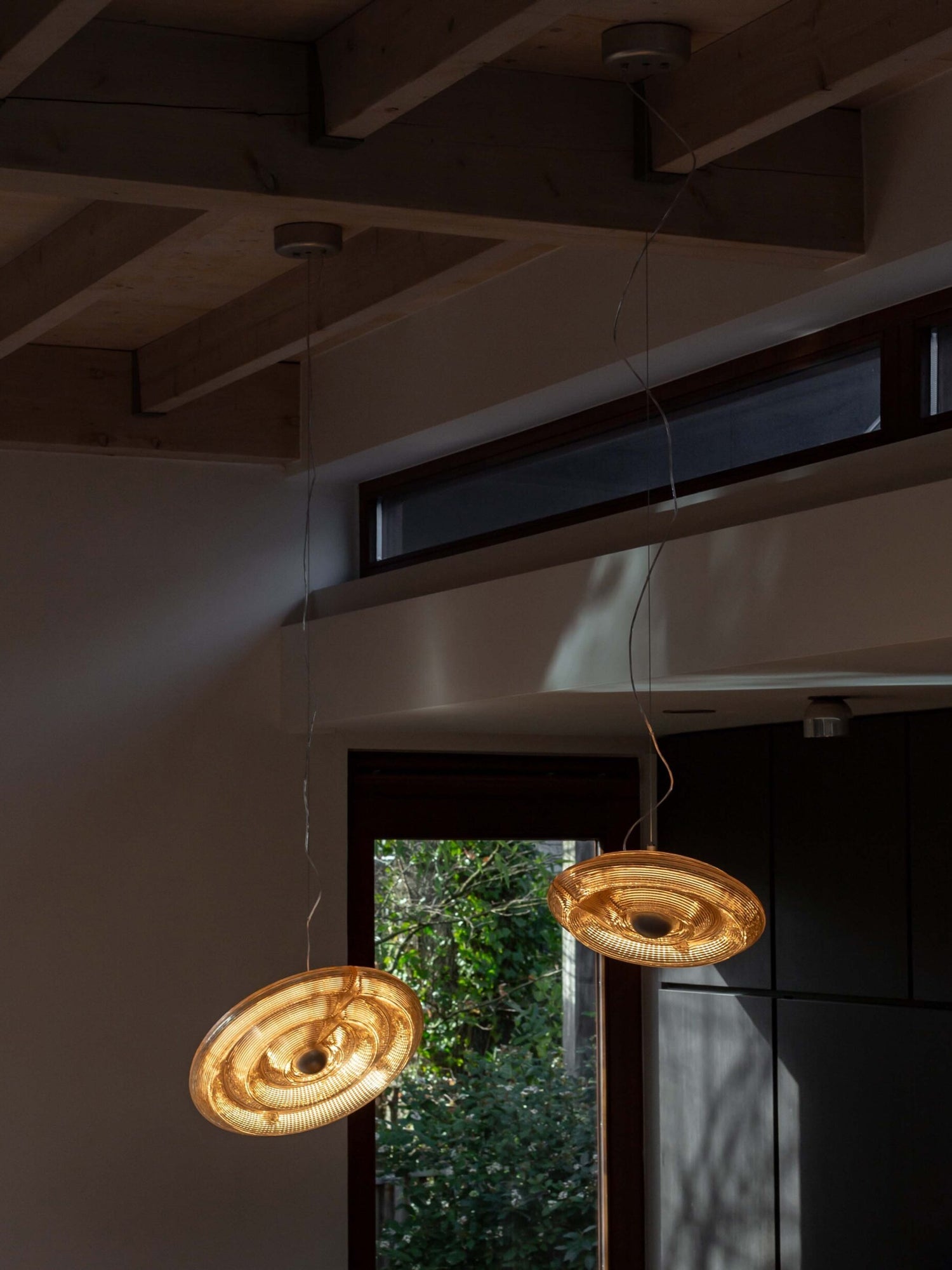 Orbis Ripple Pendant Lamp - Vakkerlight
