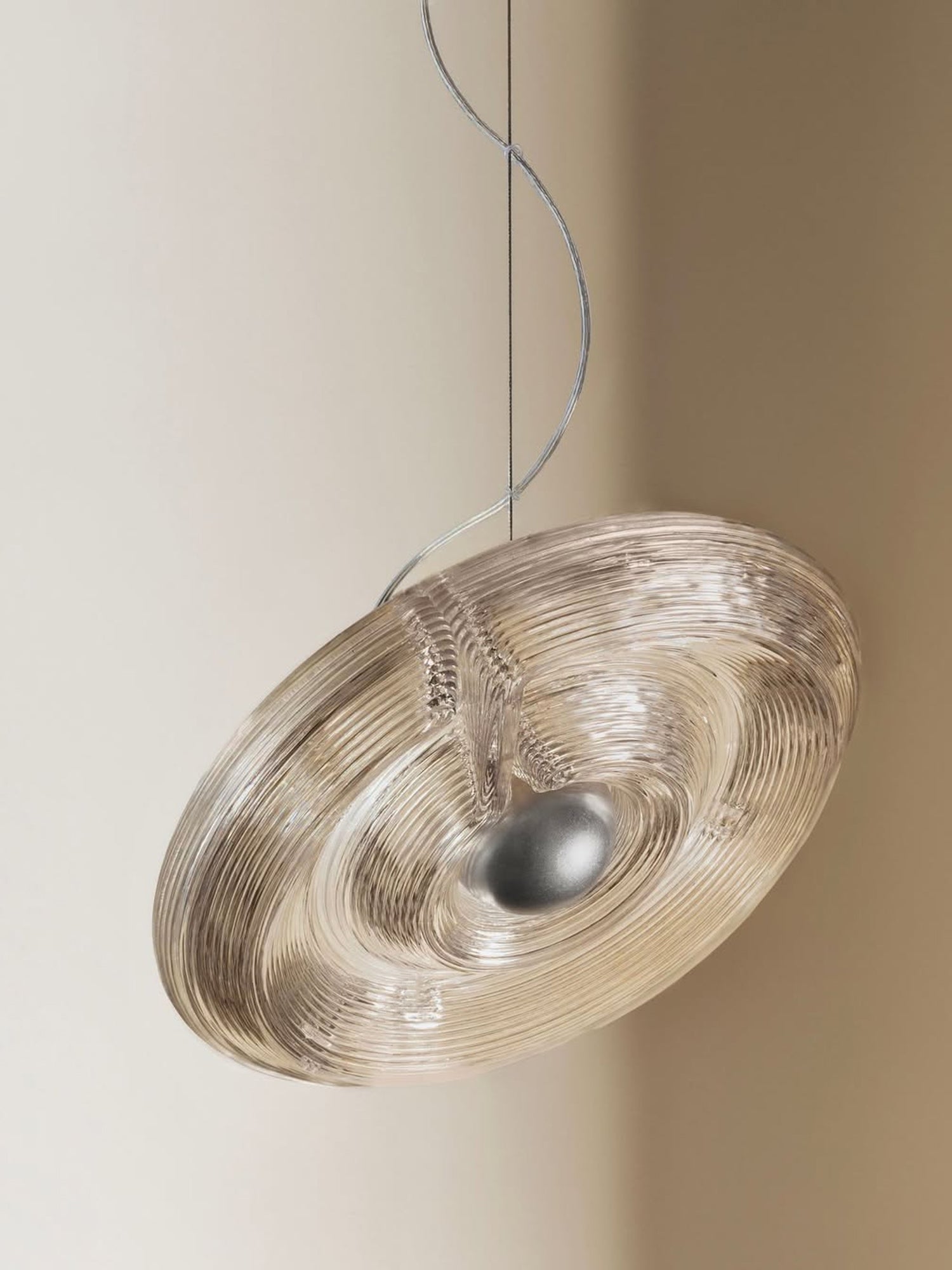 Orbis Ripple Pendant Lamp - Vakkerlight