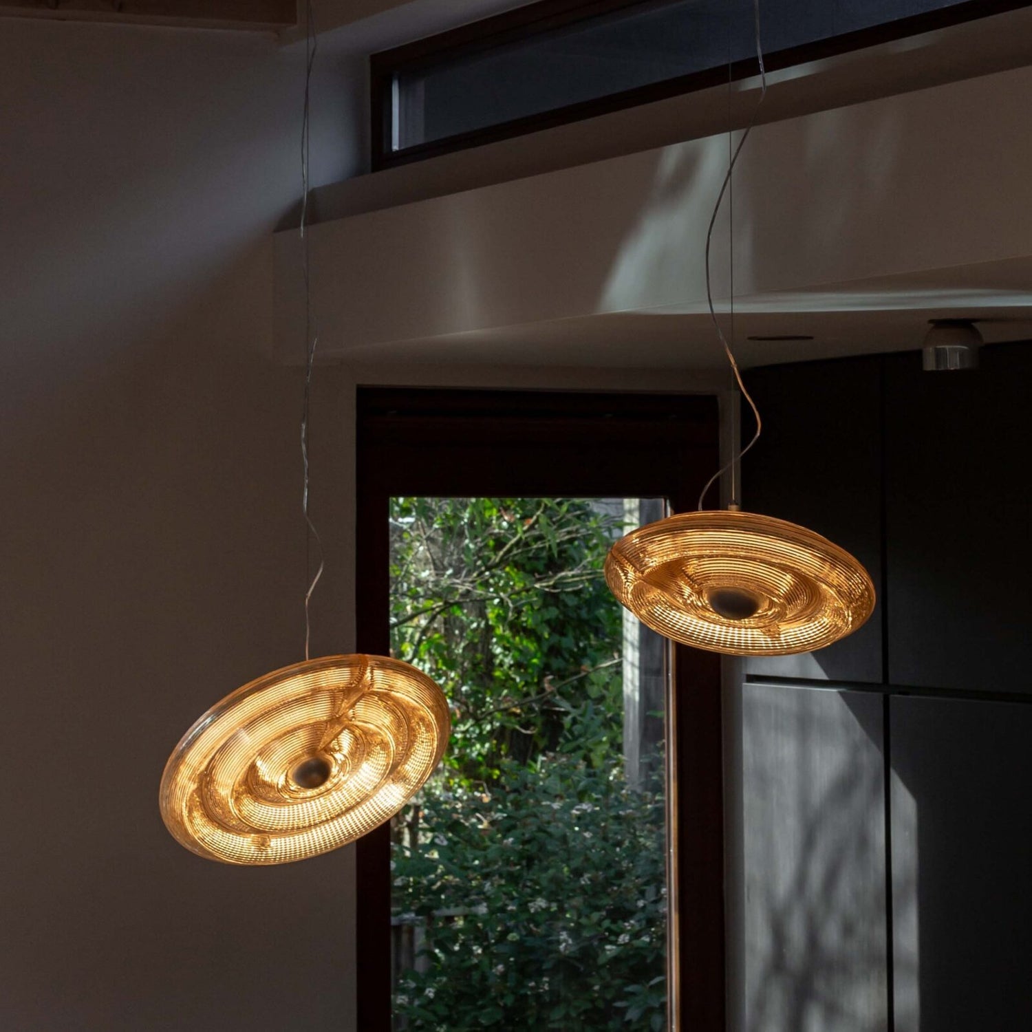 Orbis Ripple Pendant Lamp - Vakkerlight