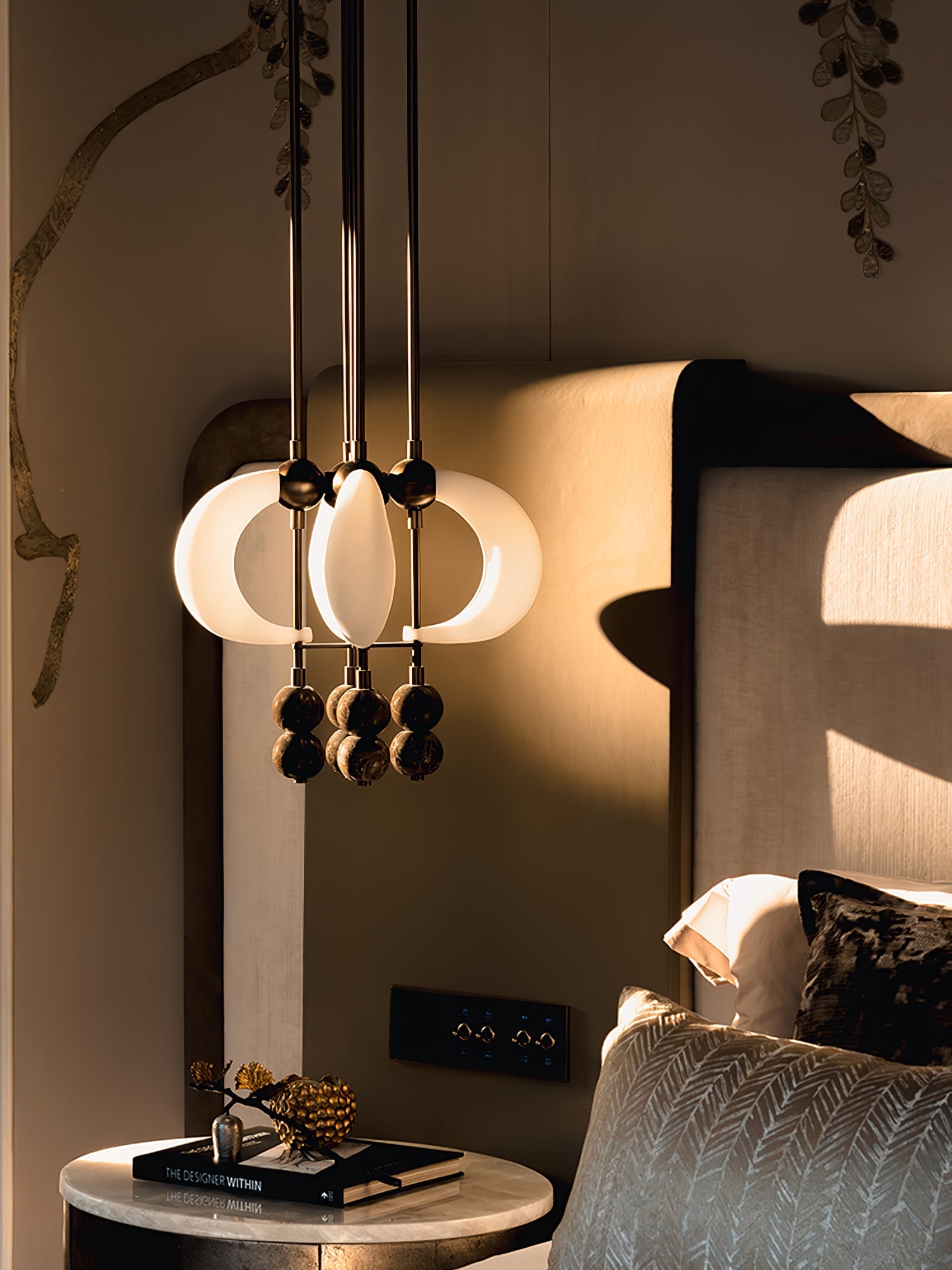 Orbitaler Suspension Élégante Blanche