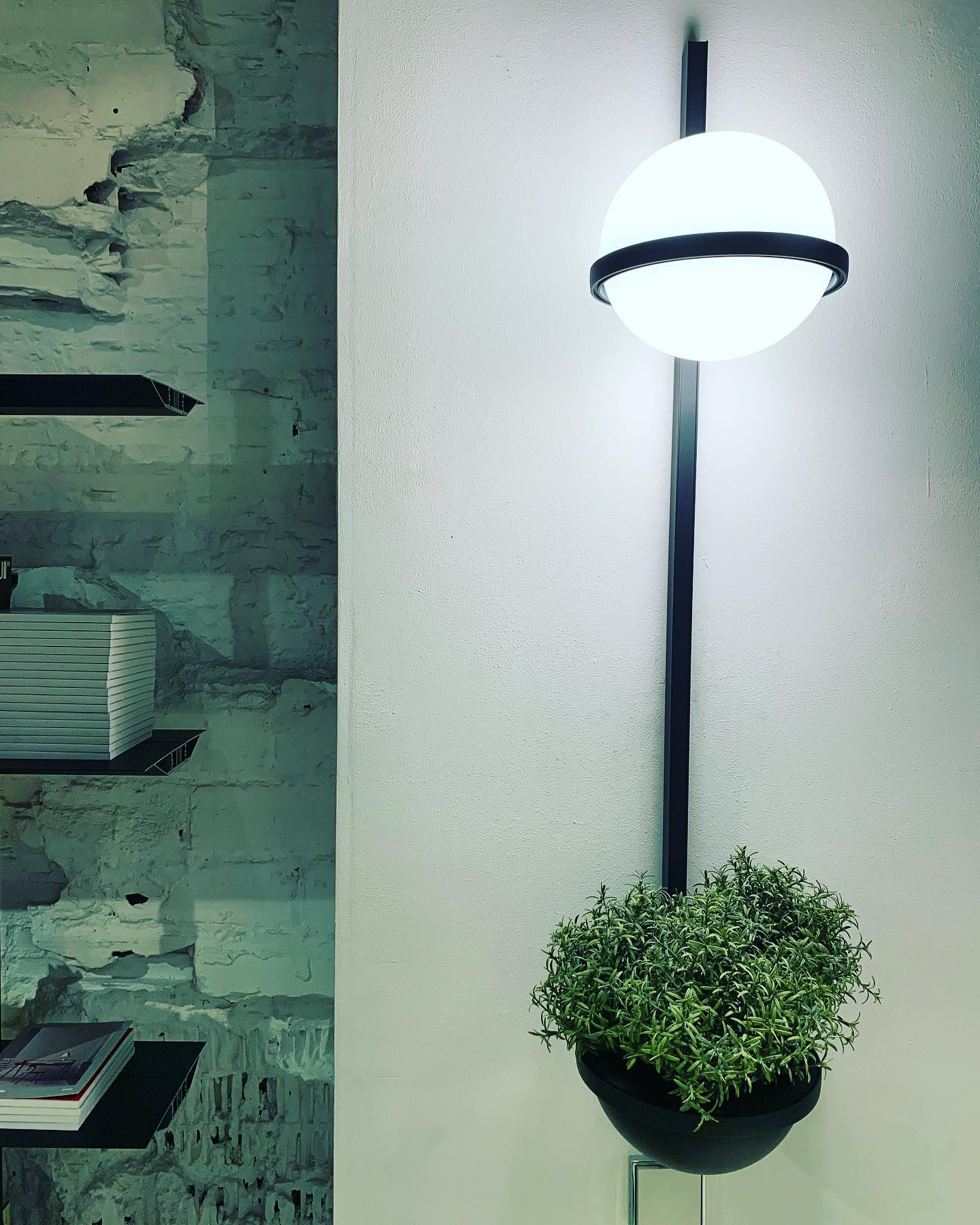 Olthaarae Modern Minimalist Plastic Metal Wall Lamp - Lamp Copper