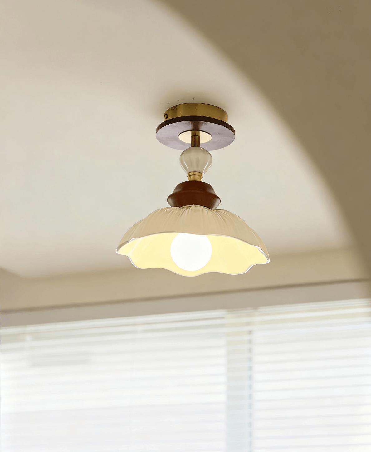 Petal Bloom Lampe Plafond Élégante Chaleureuse Charmante