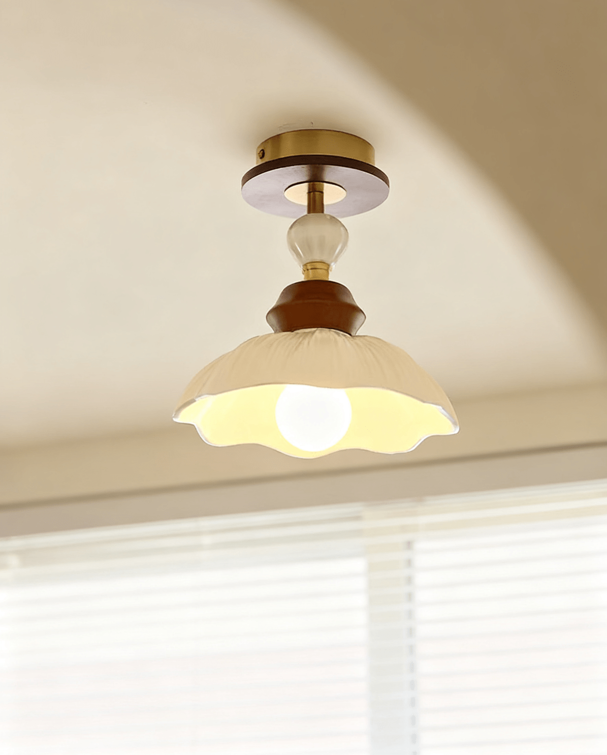 Petal Bloom Lampe Plafond Élégante Chaleureuse Charmante