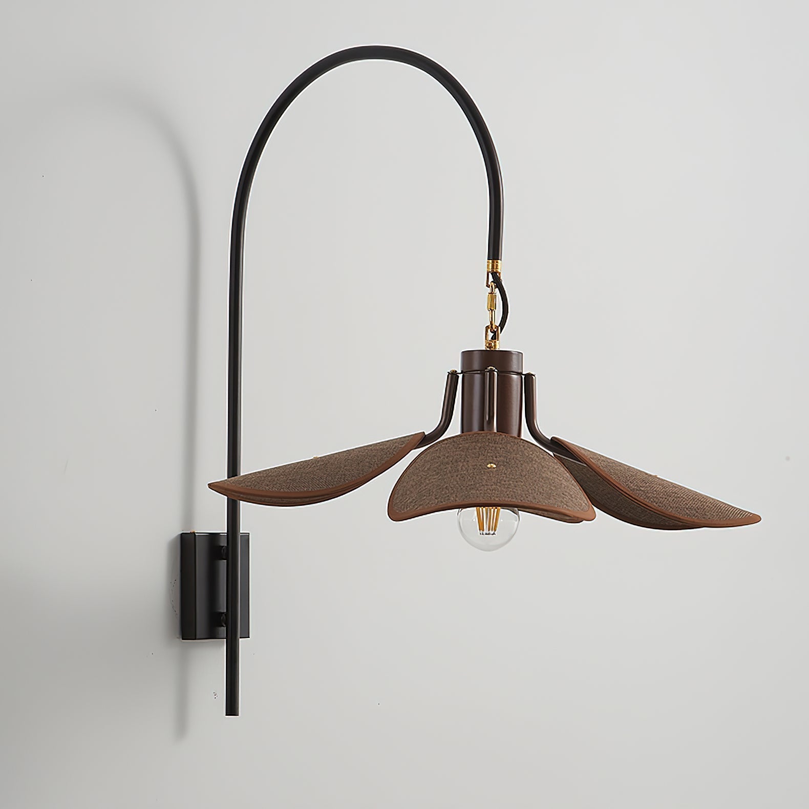 Petal Bloom Wall Lamp - Blowlighting