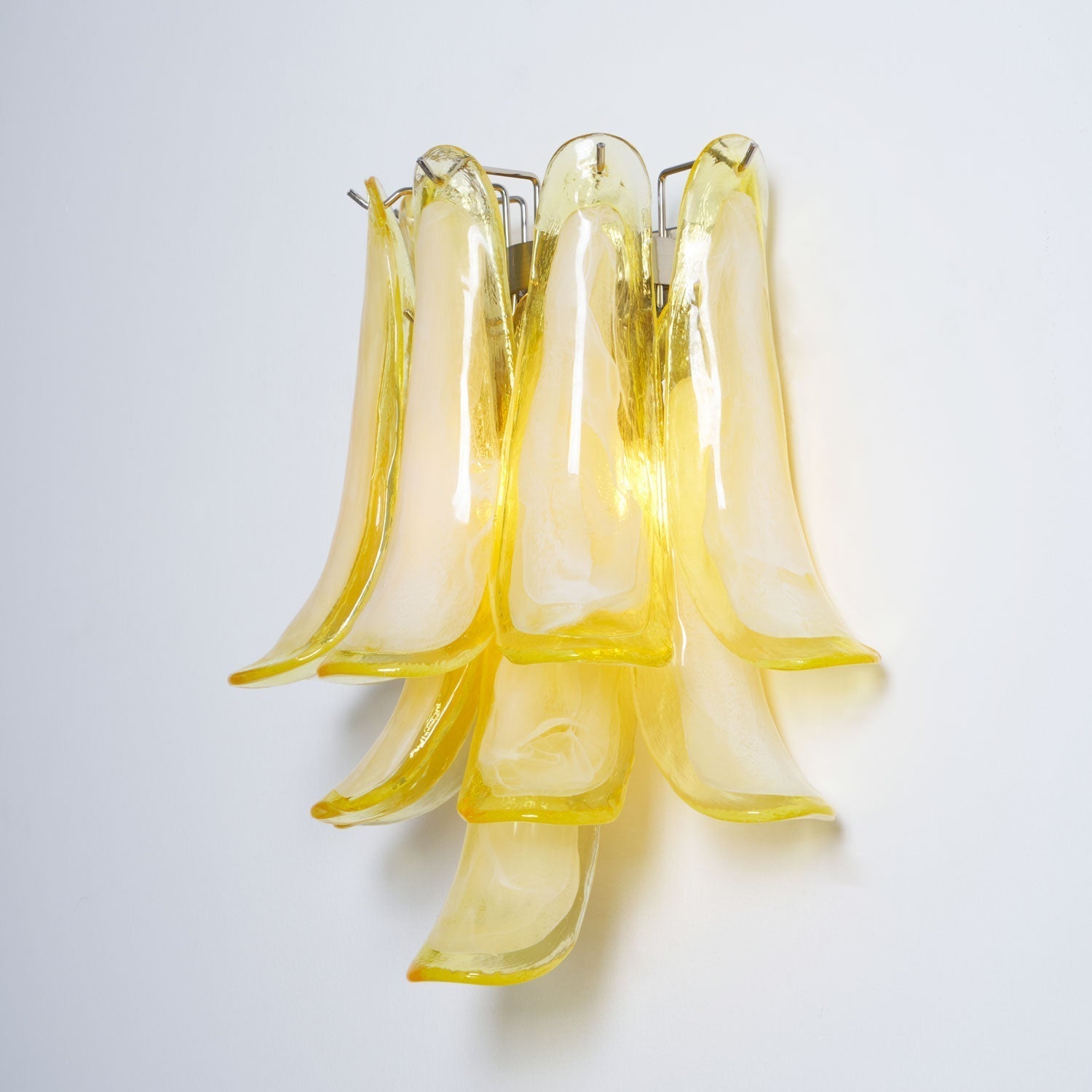 Aurora Wall Light Petal Shaped Glass Vintage Artistic - Letslighting