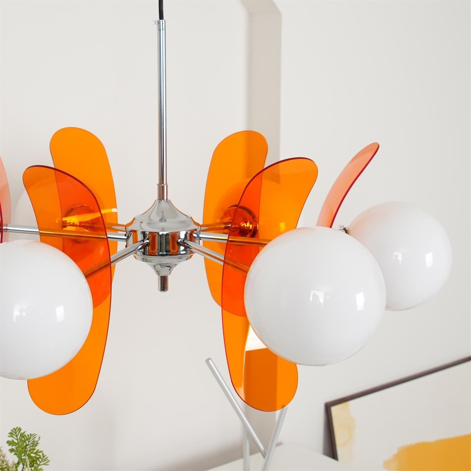 Phosphorescent Chandelier - Blowlighting