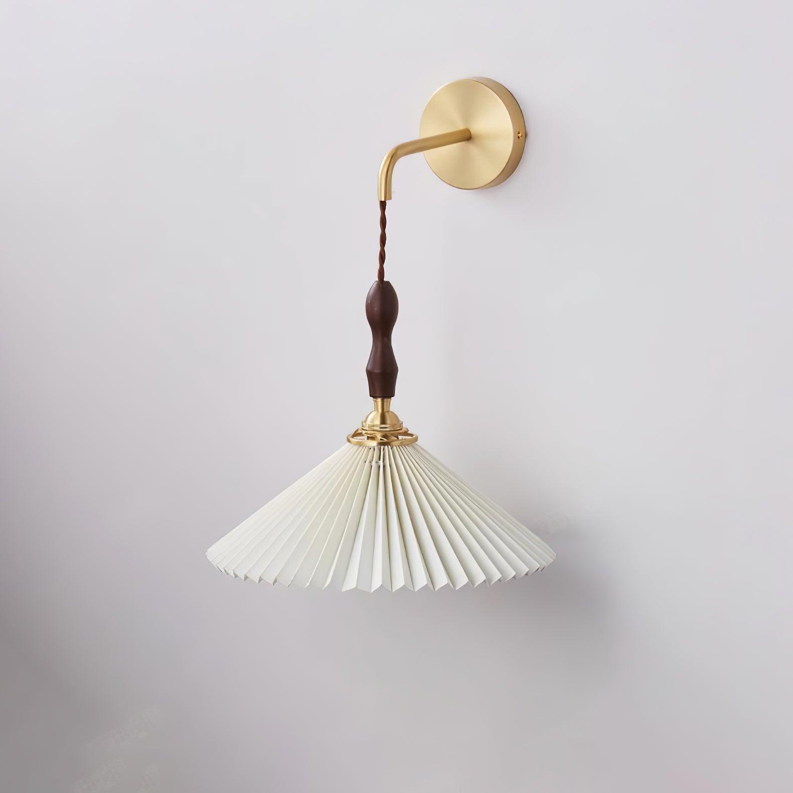 Pleated Wooden Wall Lamp - Blowlighting