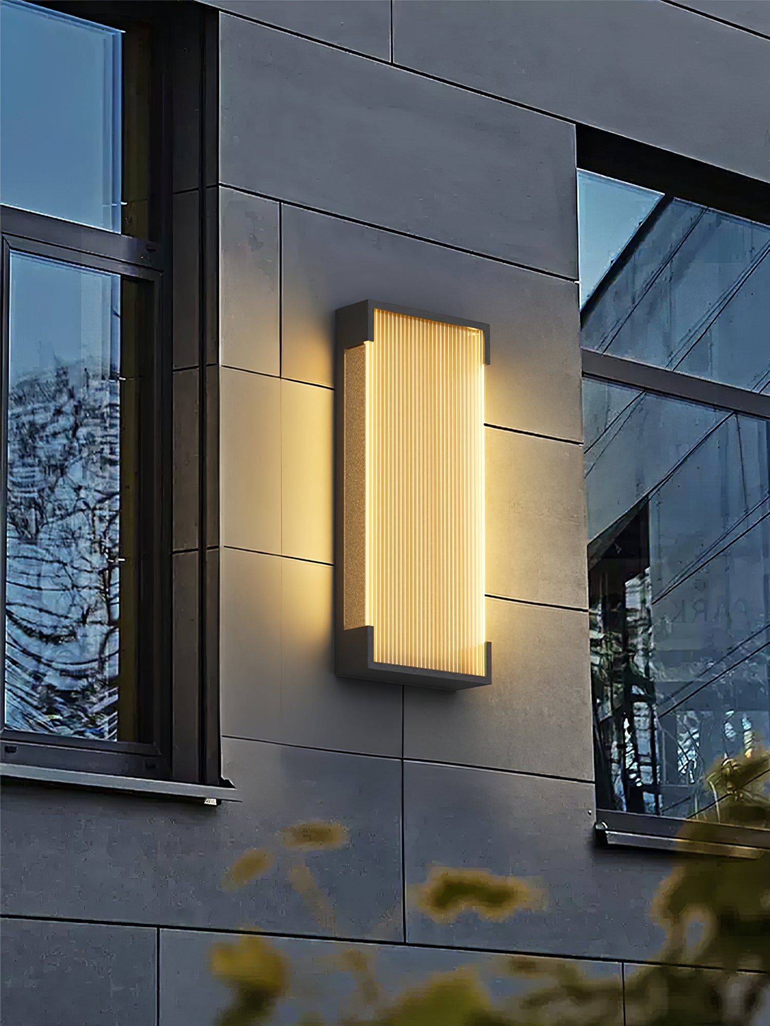 Rectangular Solar Outdoor Wall Light - Blowlighting