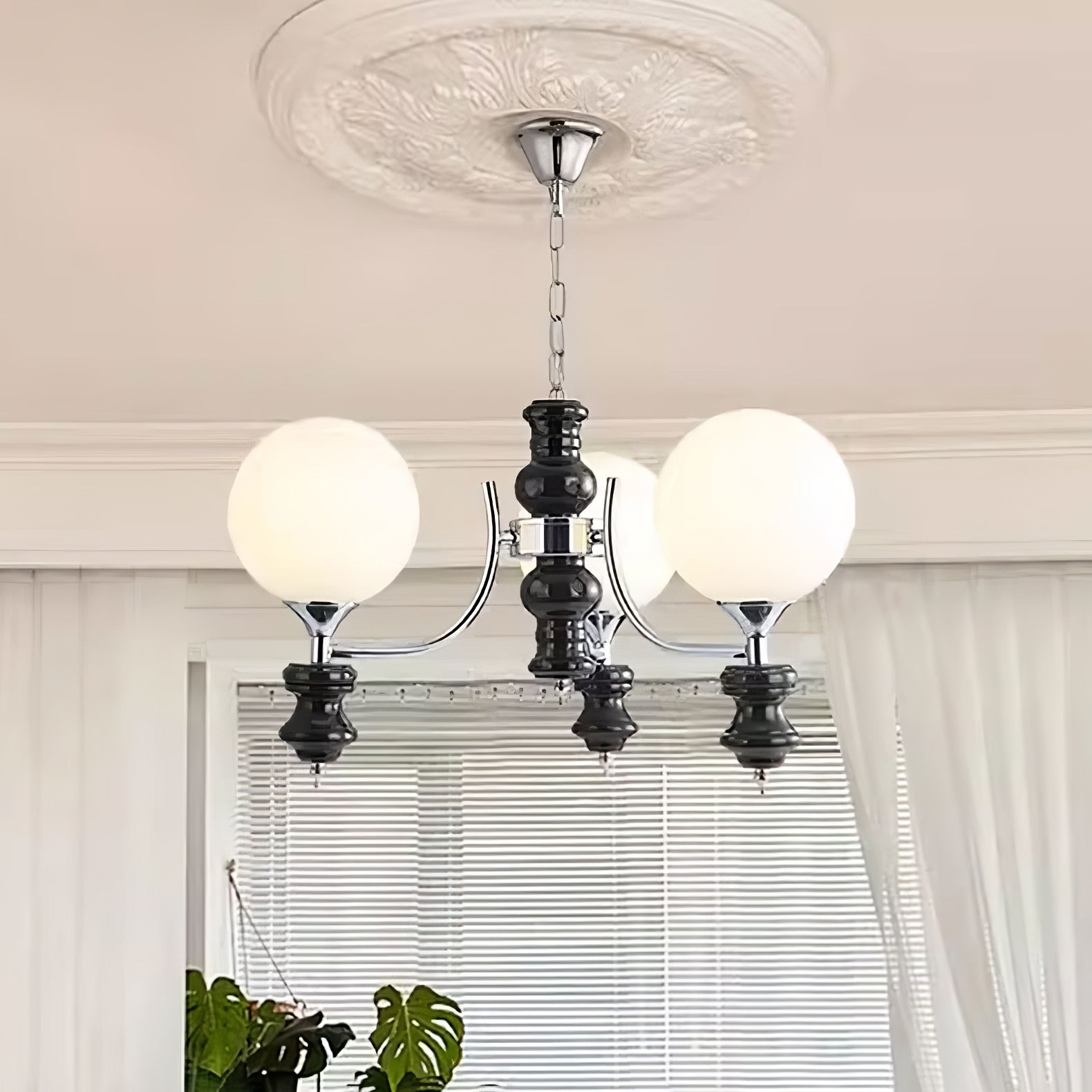 Aurora Chandelier Regal Orb Frosted - Blowlighting