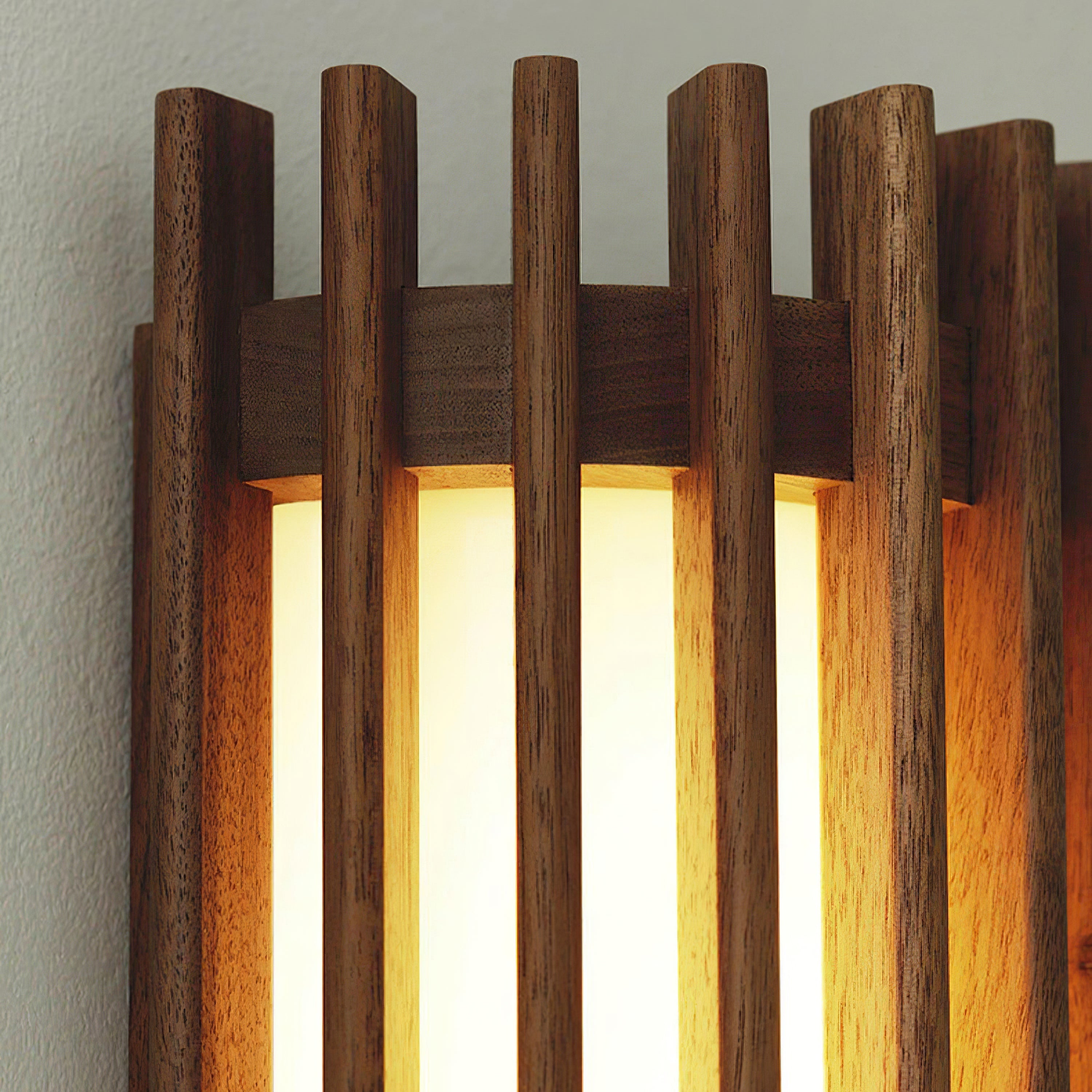 Veyno Wooden Slatted Wall Lamp - Letslighting