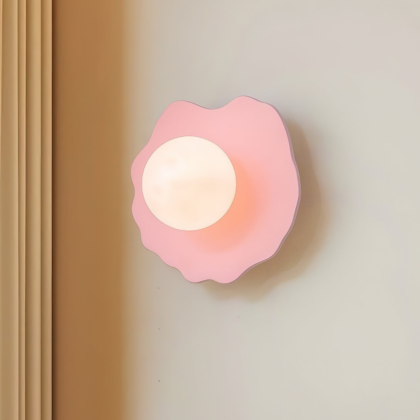 Wall Lamp Scalloped Resin Disc with Canopy - Letslighting
