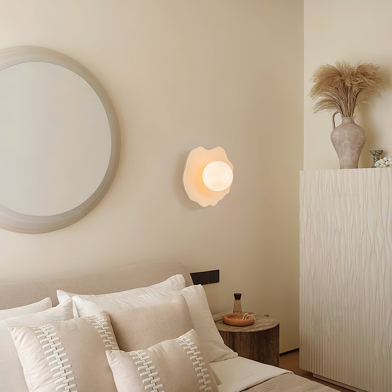 Wall Lamp Scalloped Resin Disc with Canopy - Letslighting