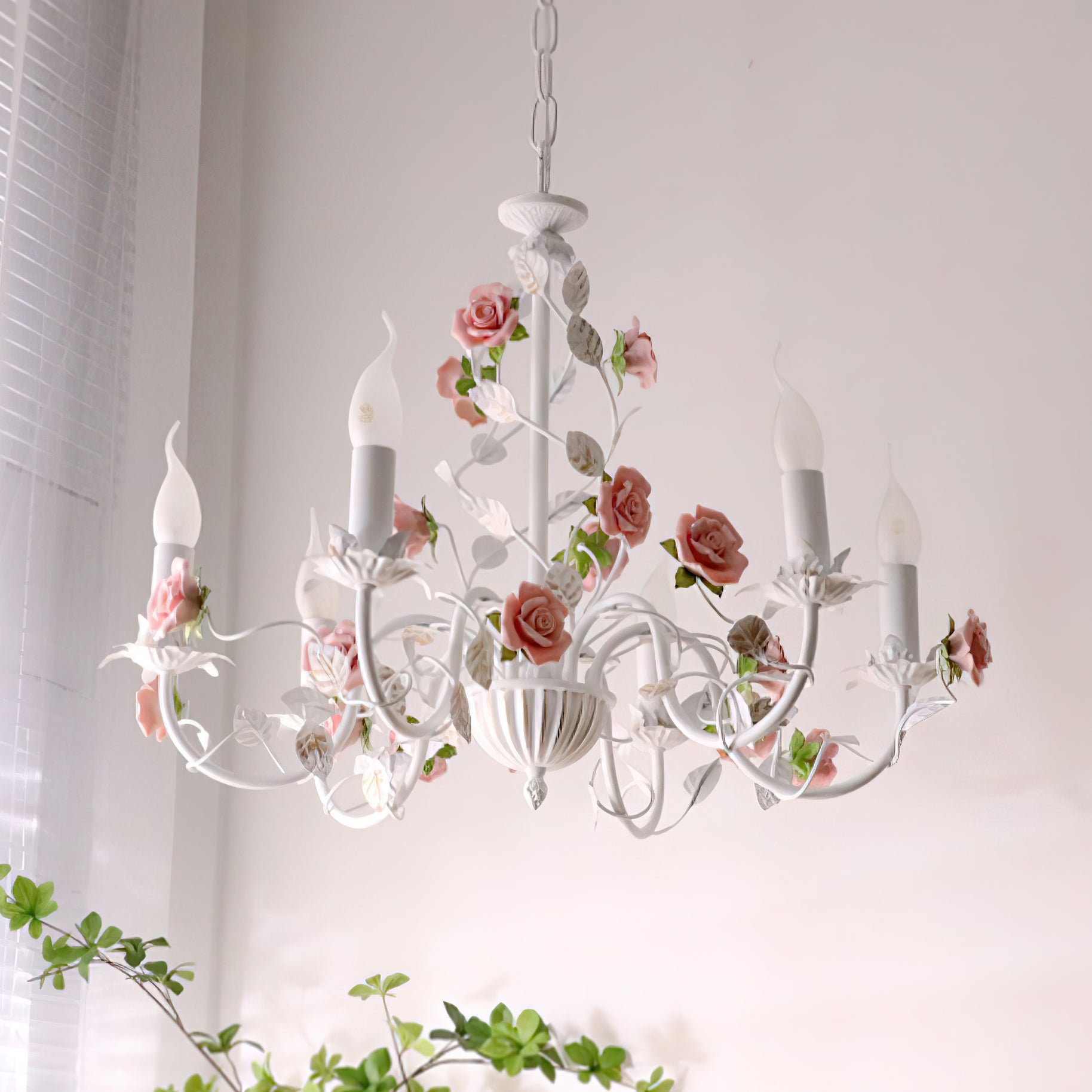 Evelisse Vintage White Chandelier - Letslighting