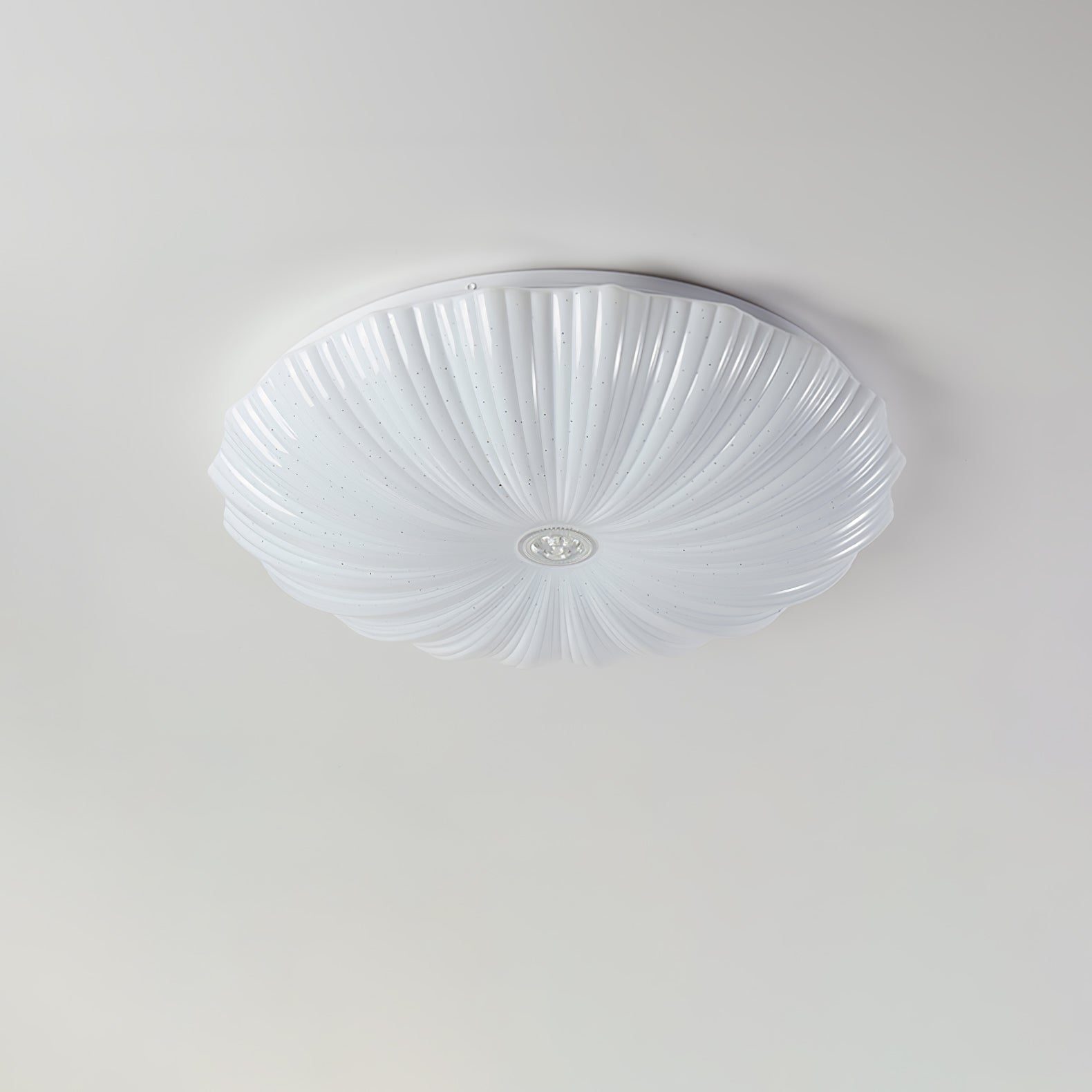 Acrylic Shell Round Ceiling Lamp - Blowlighting
