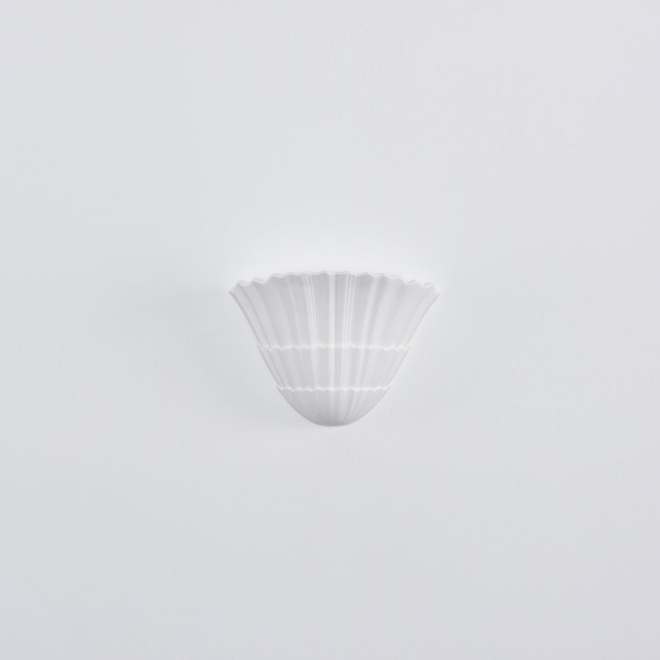 Eliana Modern Metal Wall Lamp - Blowlighting