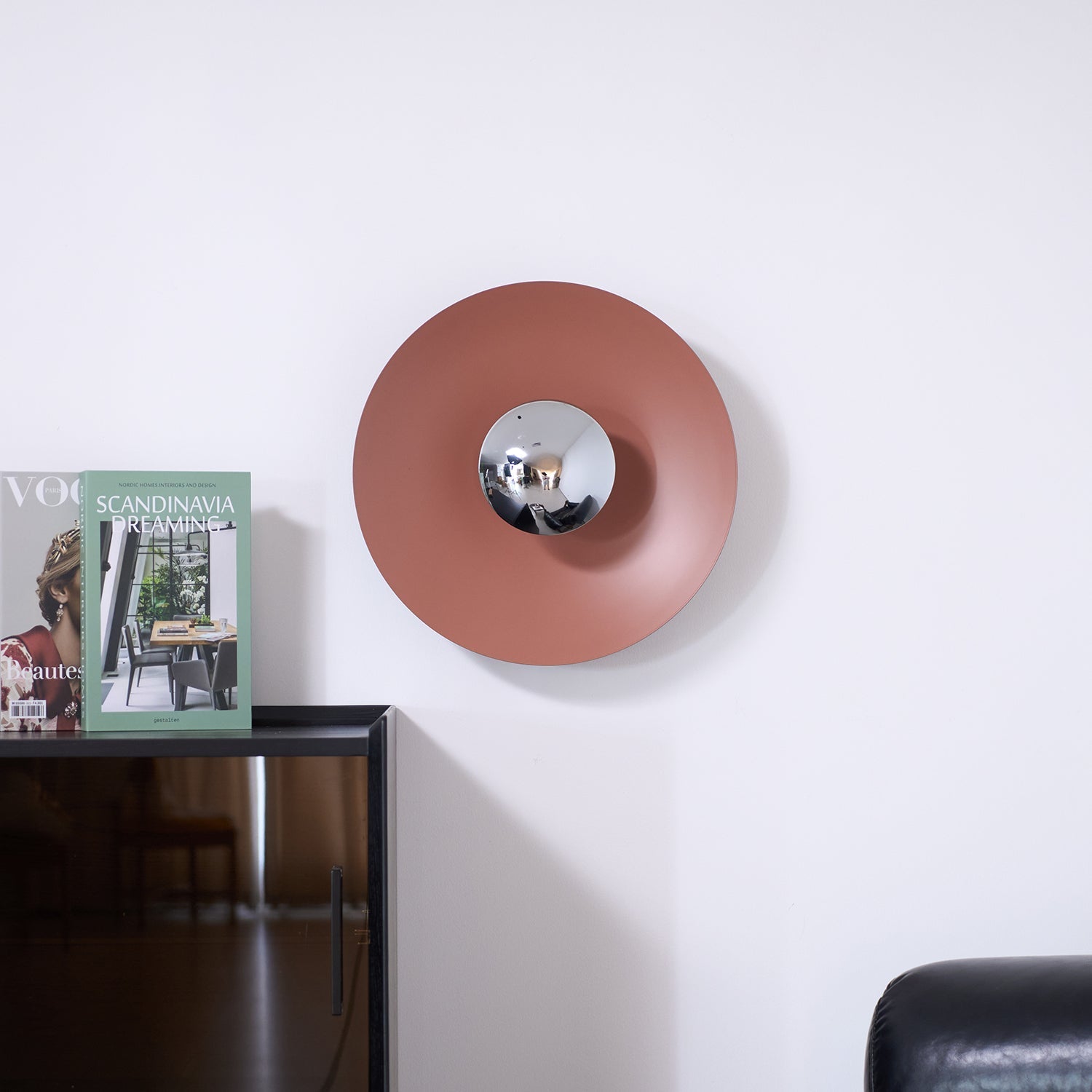 Simplicity Glow Wall Light - Blowlighting