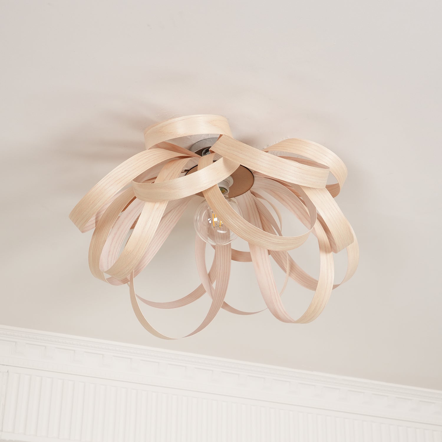 Veylo Wooden Ribbon Ceiling Lamp - Letslighting