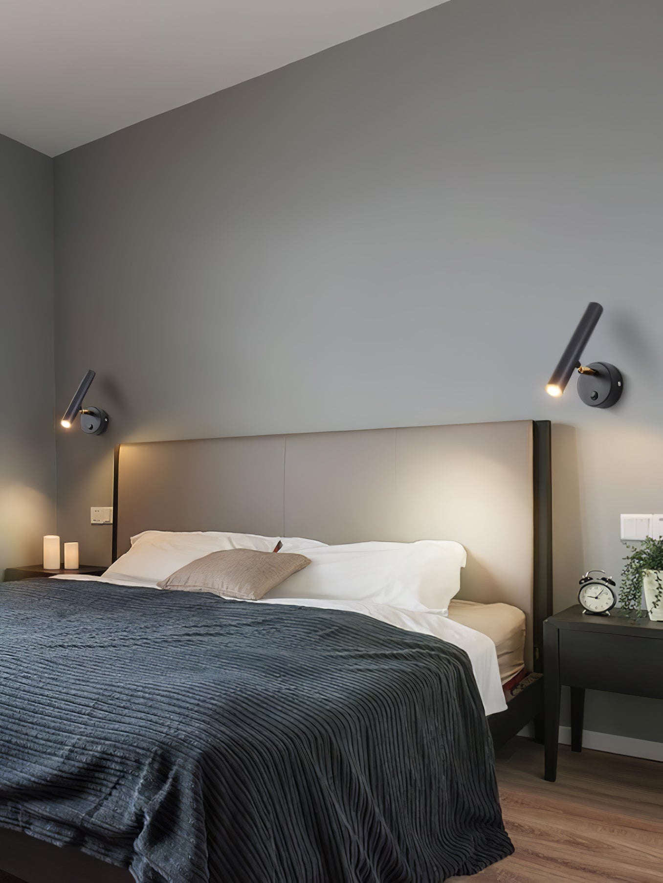 Slender Adjustable Wall Lamp - Blowlighting