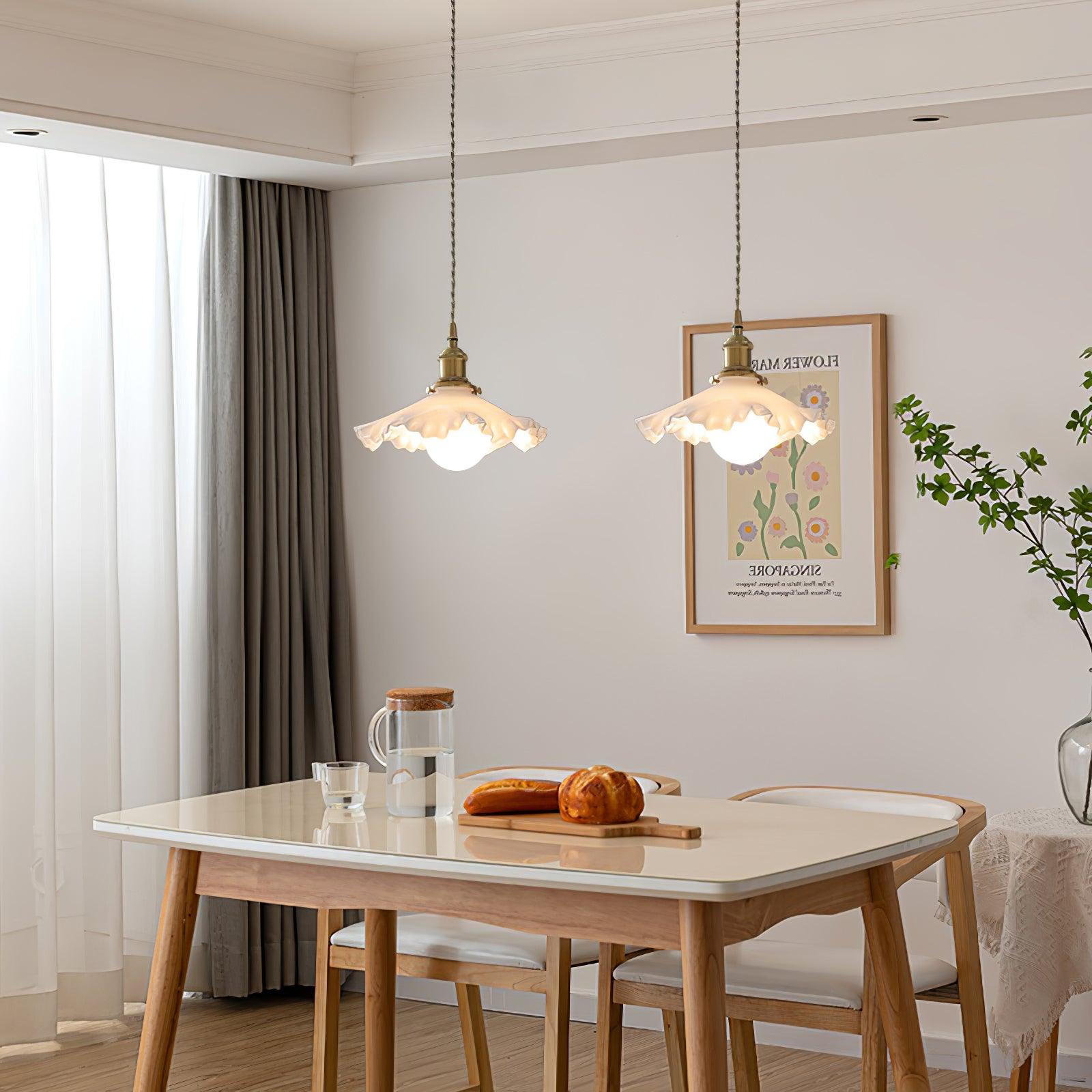 Small Floral Pendant Lamp - Blowlighting