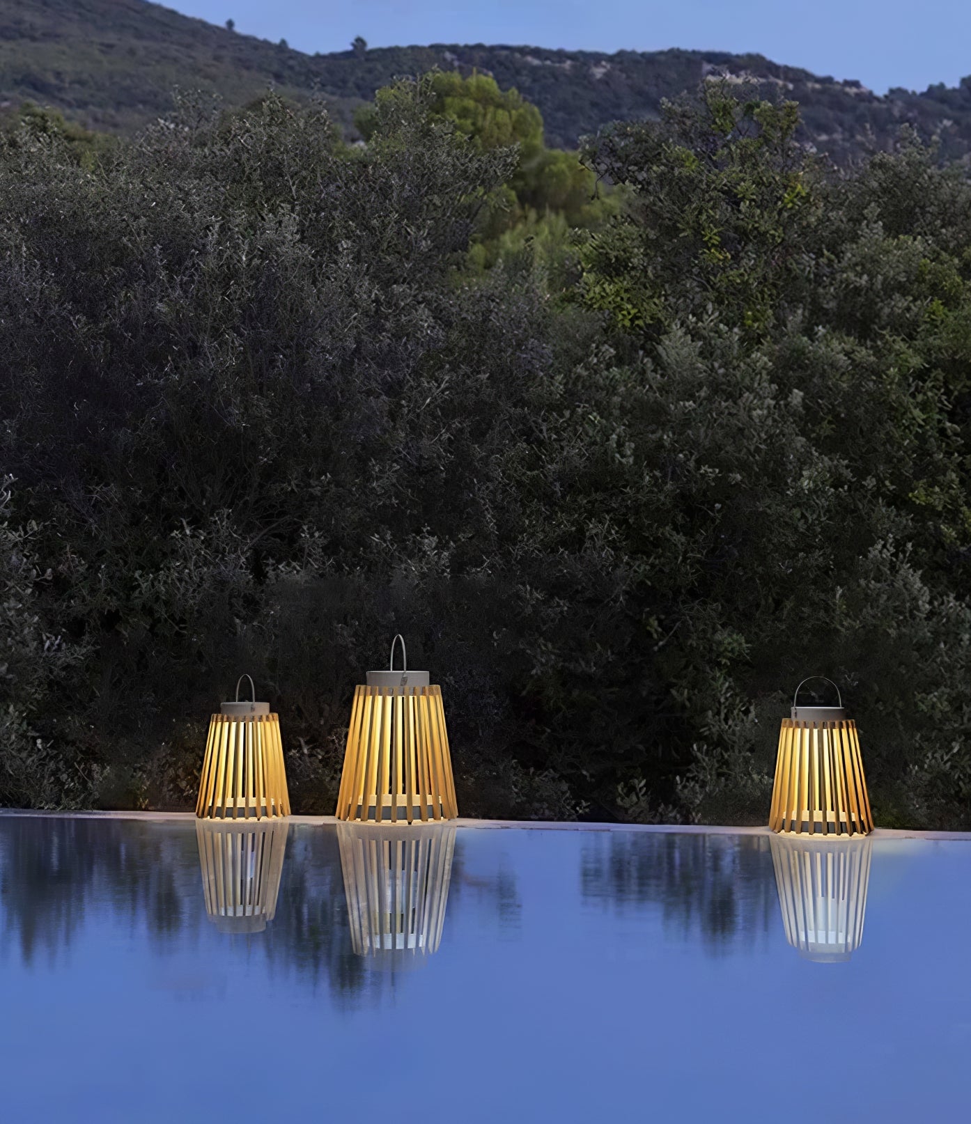 Solene Solar Outdoor Lantern Lamp - Vakkerlight