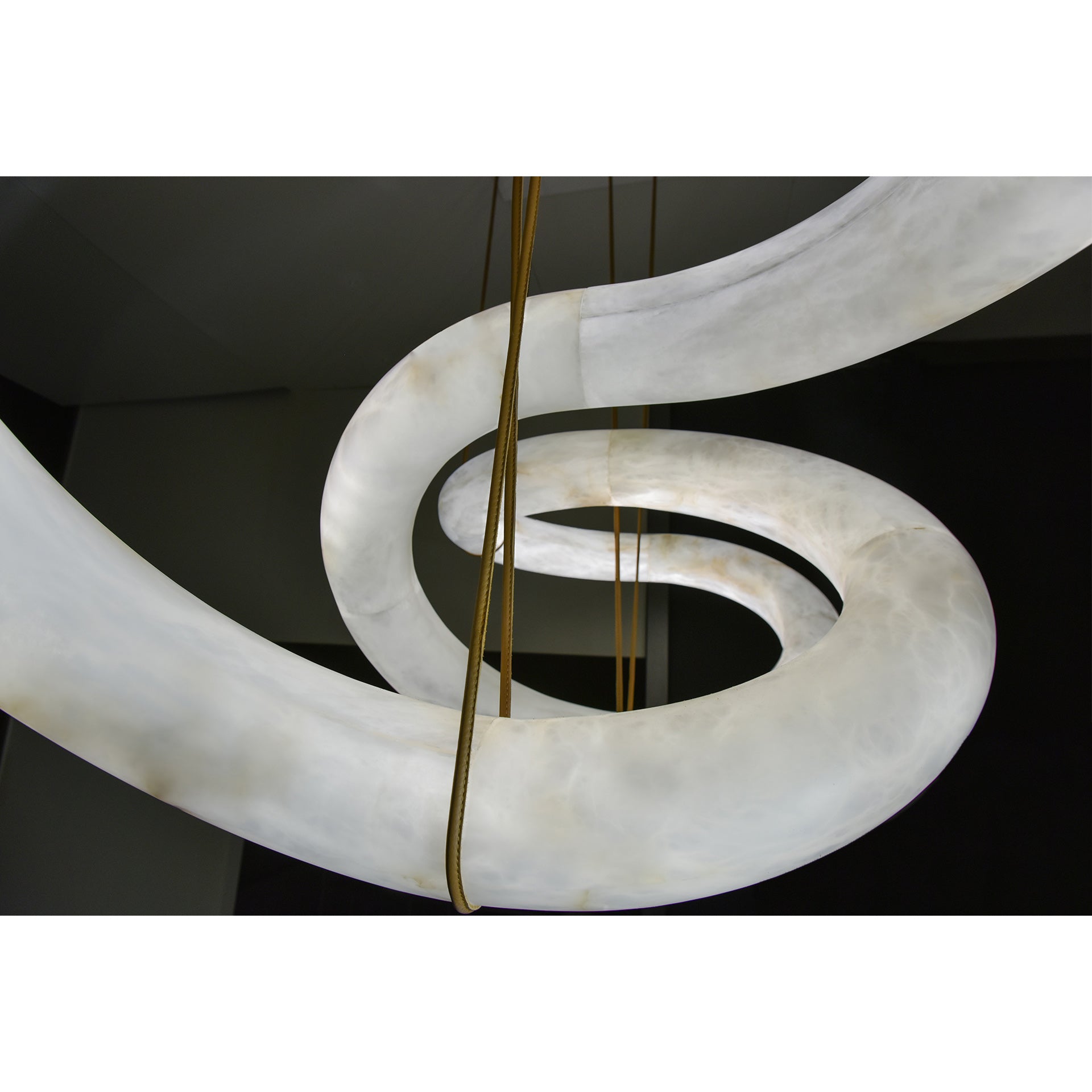 Utalyra Curved Alabaster Pendant Light - Letslighting