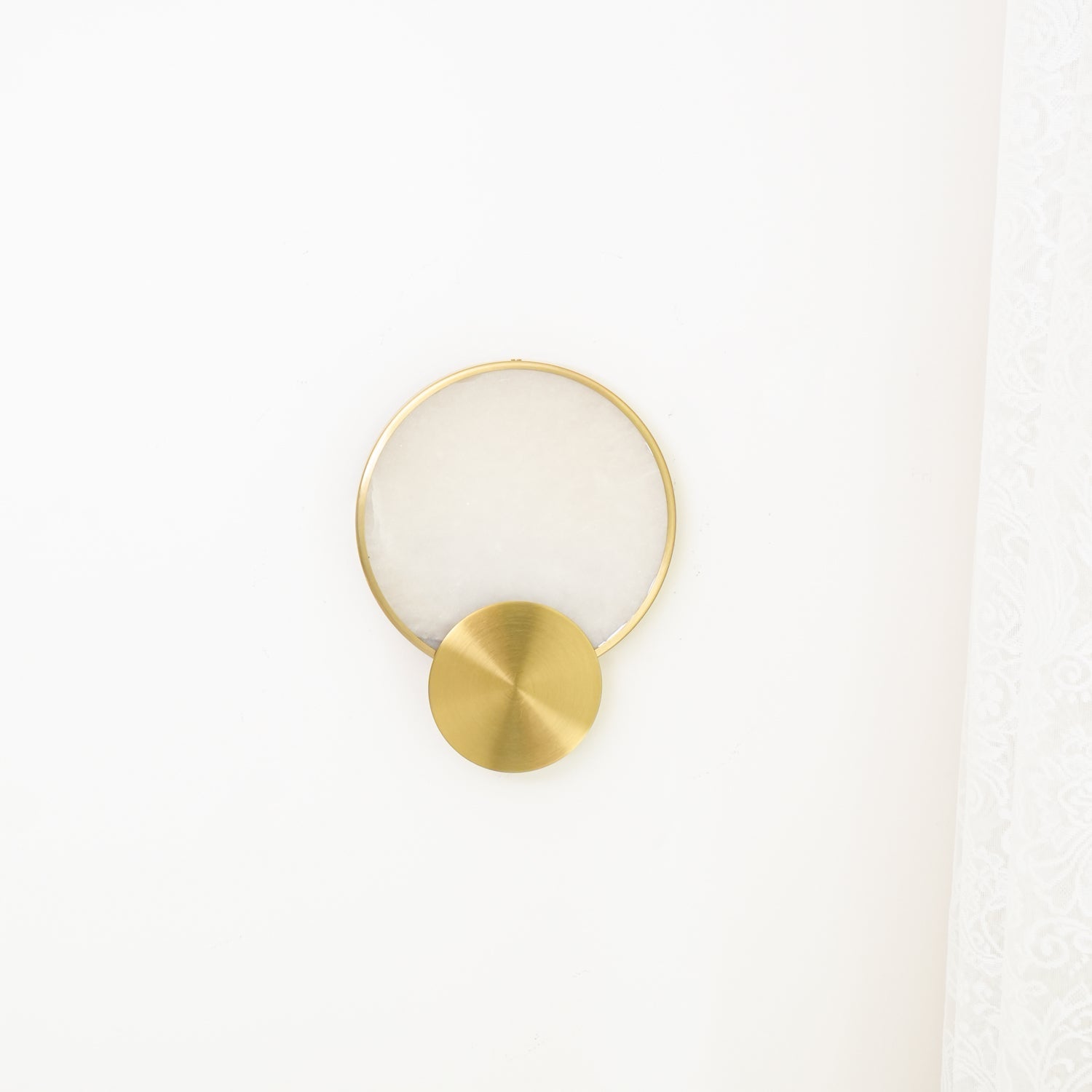 Myvelarae Circular Alabaster Wall Light - Letslighting