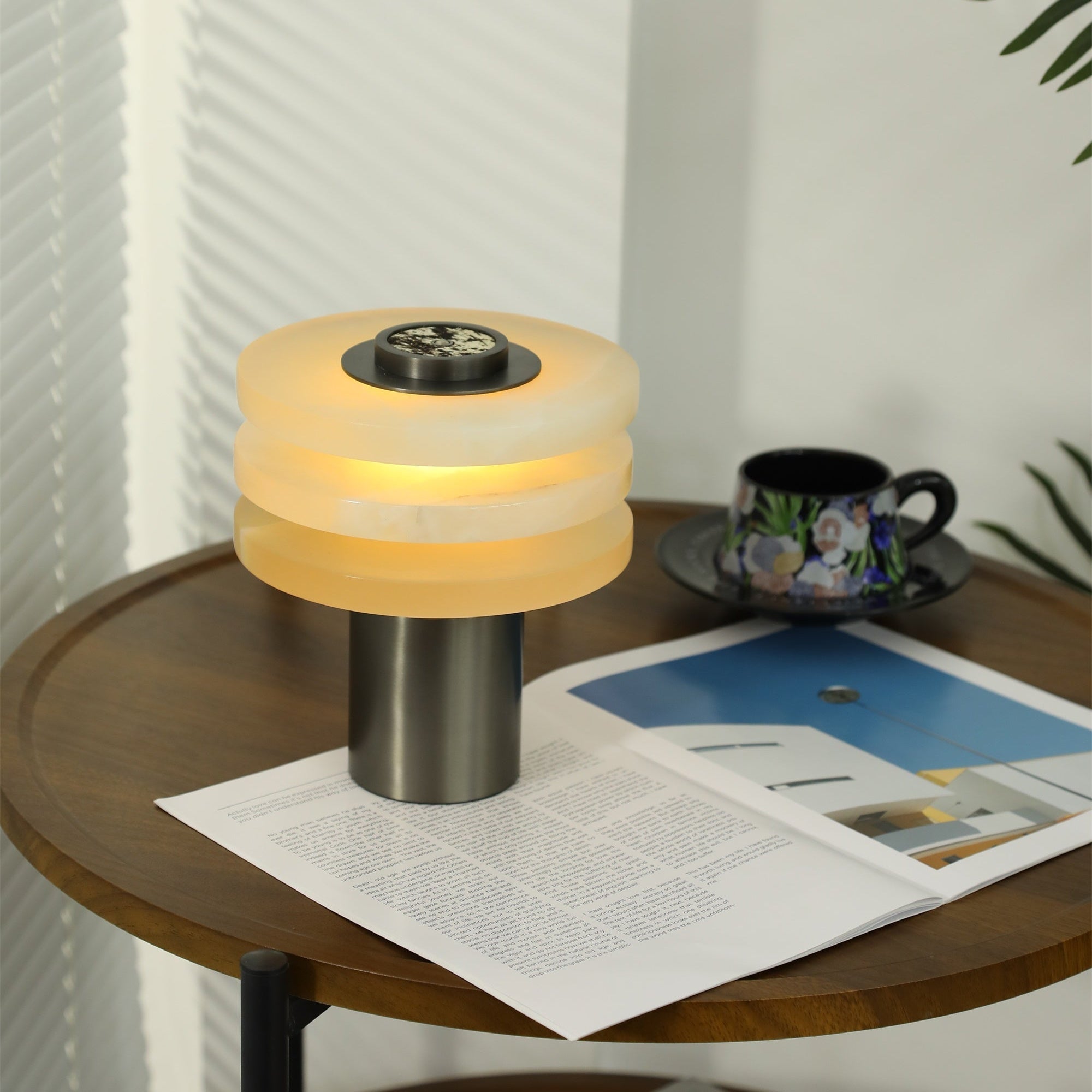 Tiered Obelisk Alabaster Table Lamp - Vakkerlight