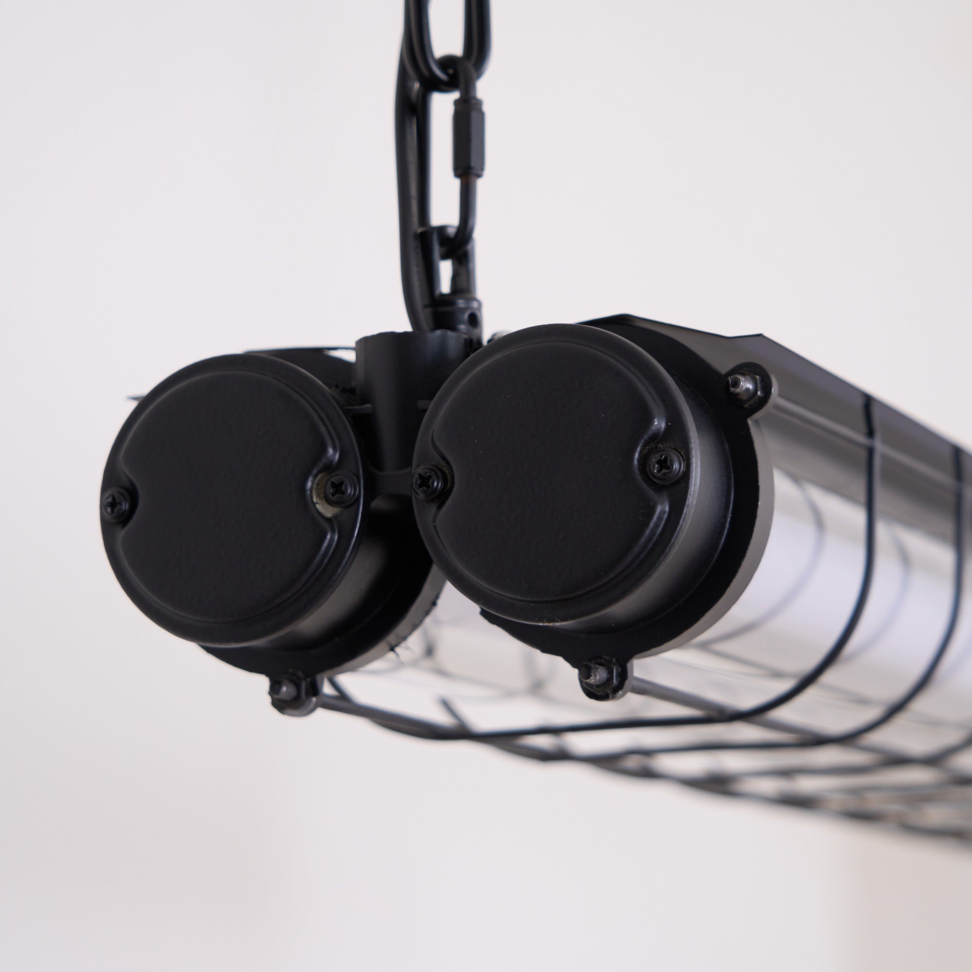 Arsorisra Industrial Linear Pendant Light - Letslighting