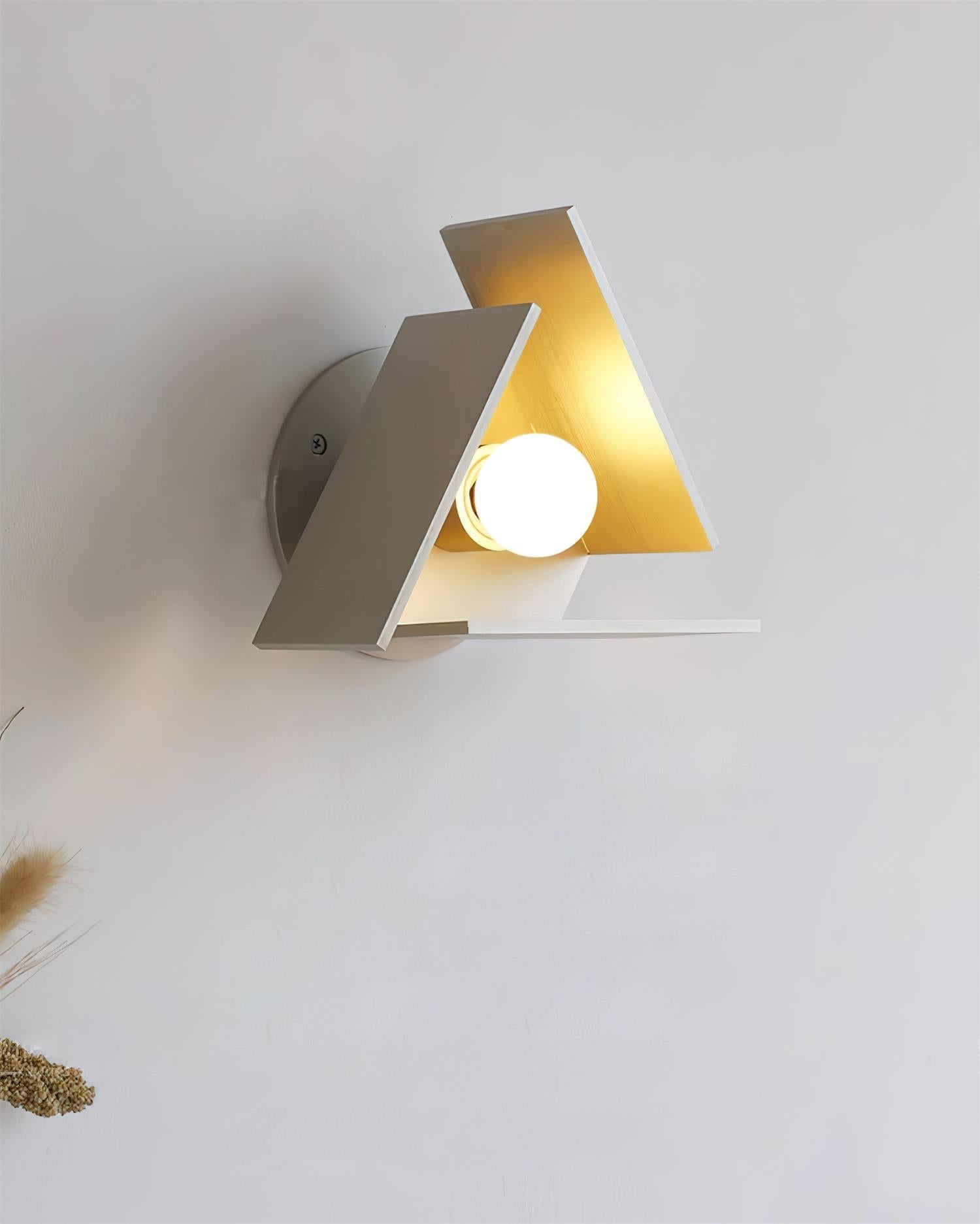 Vanta Wall Lamp Origami-Inspired Geometric - Letslighting