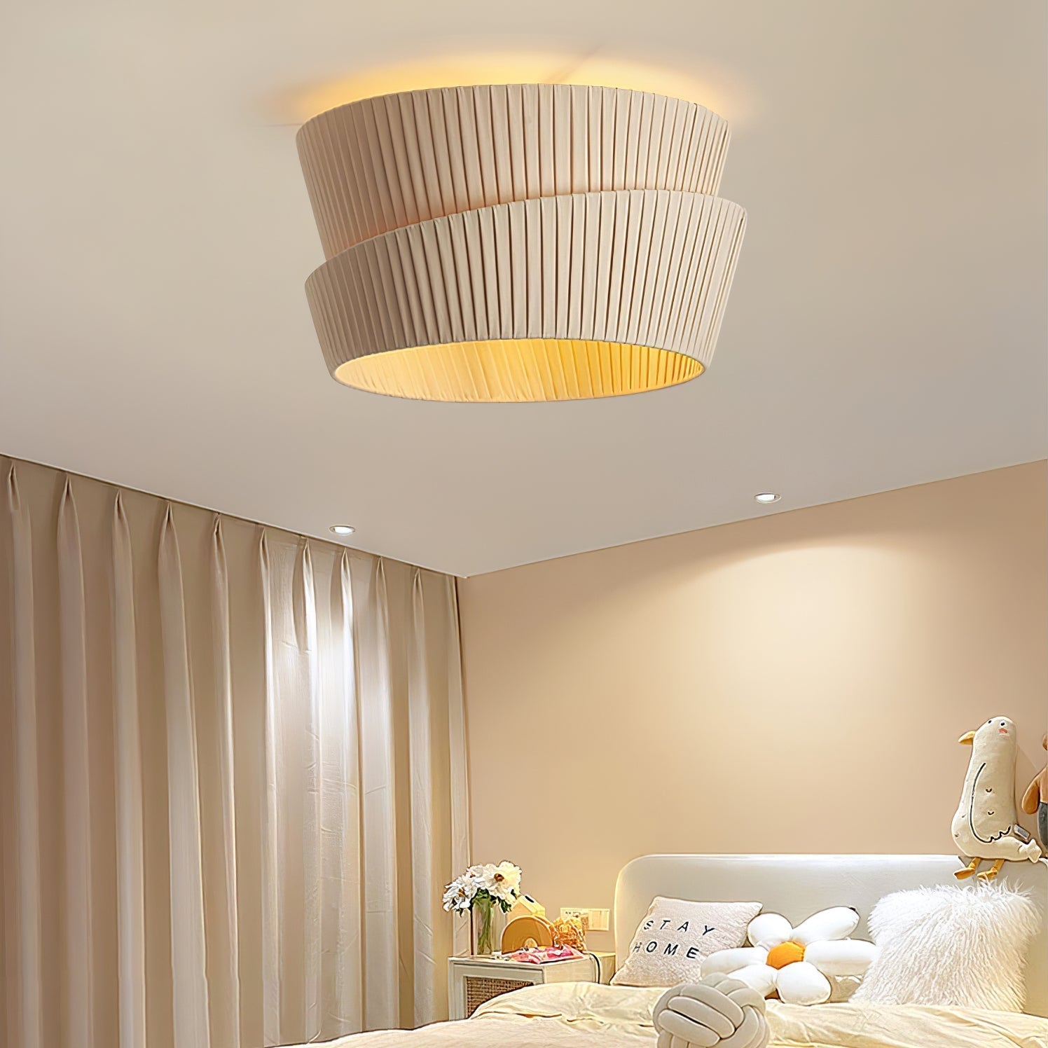 Vela Twist Ceiling Lamp - Blowlighting