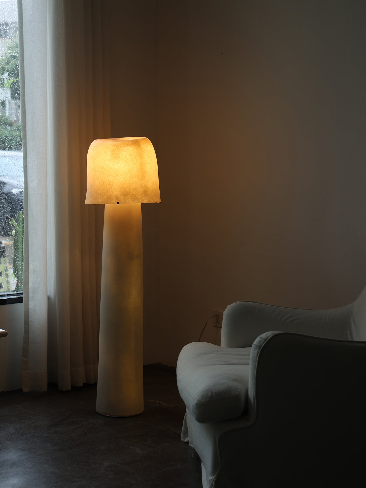 Vellum Moderne Minimaliste Plastique Métal Lampadaire